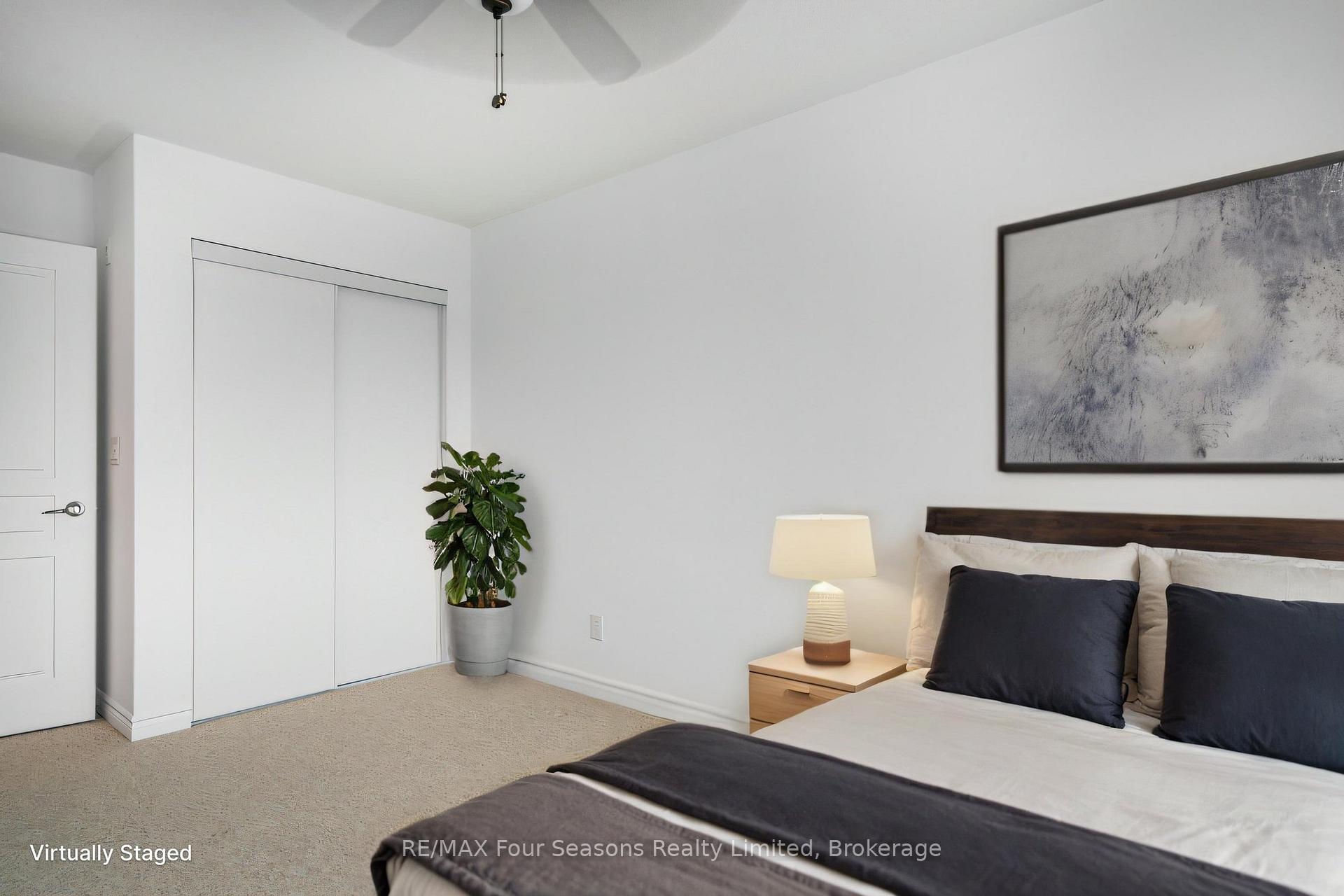 Photo 14 of Unit 302, 10 Brandy Lane Drive, Collingwood — HOMEH