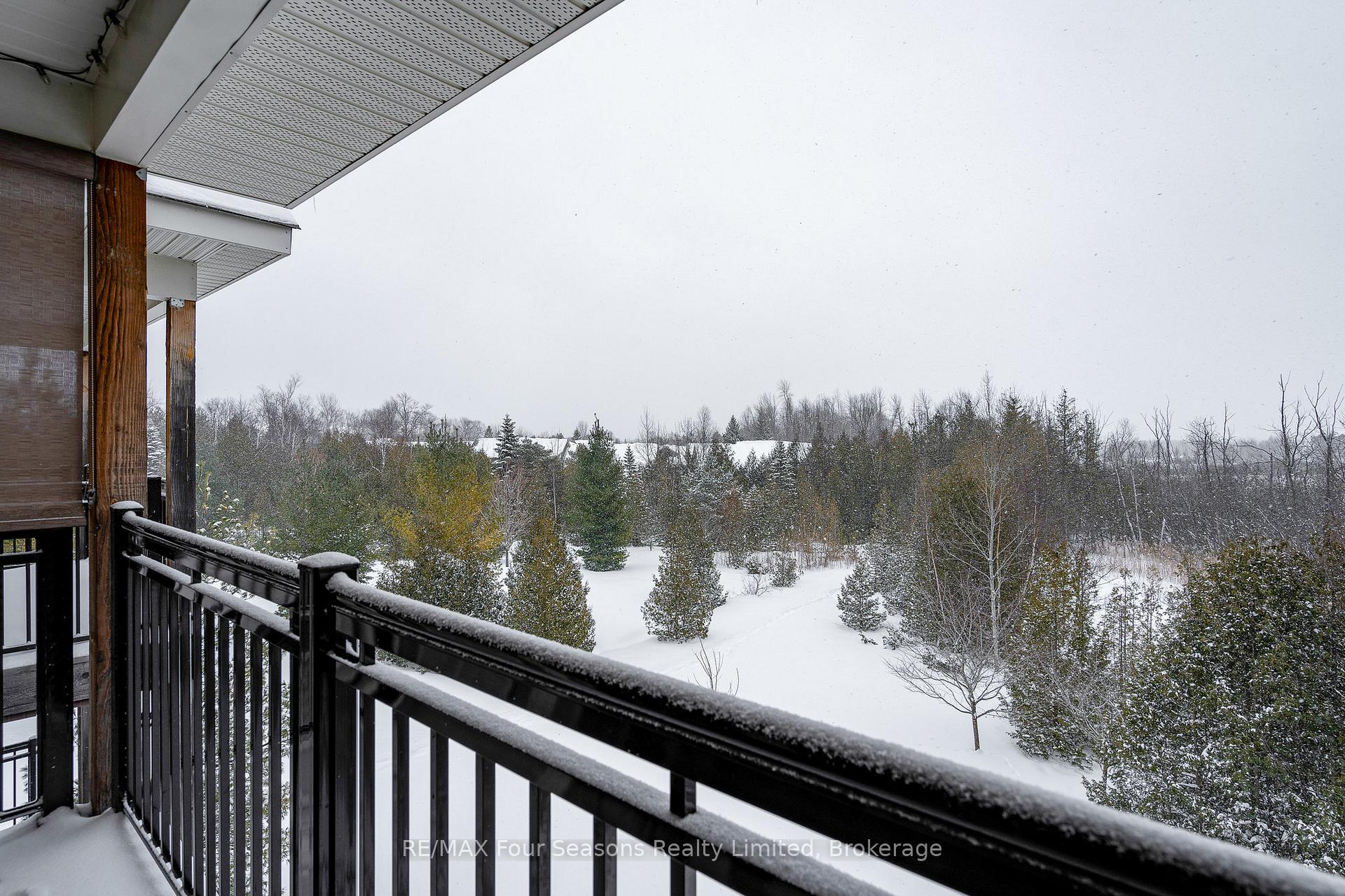 Photo 19 of Unit 302, 10 Brandy Lane Drive, Collingwood — HOMEH