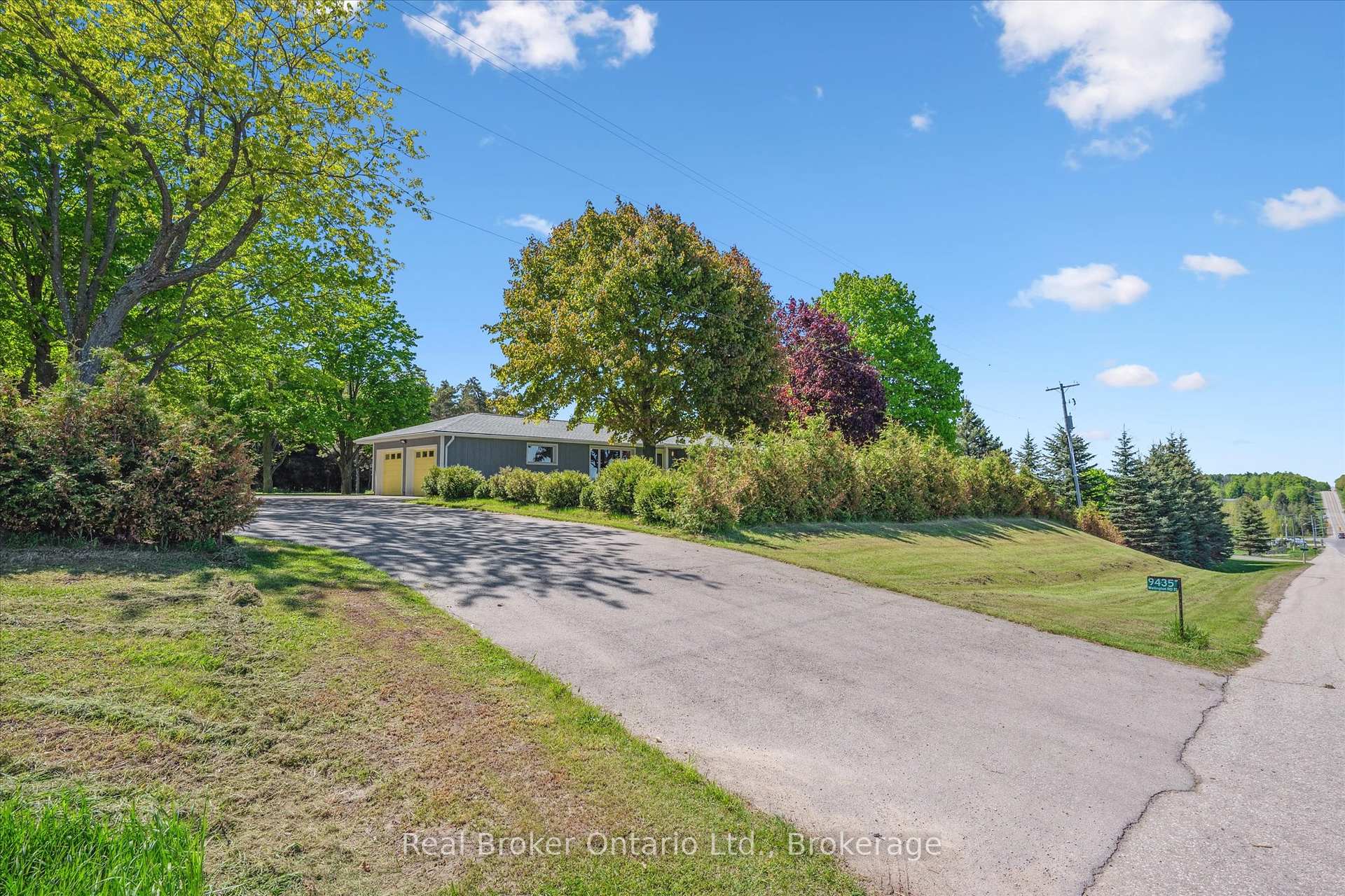 Photo 3 of 9435 Wellington Road 22, Erin, Rural Erin — HOMEH