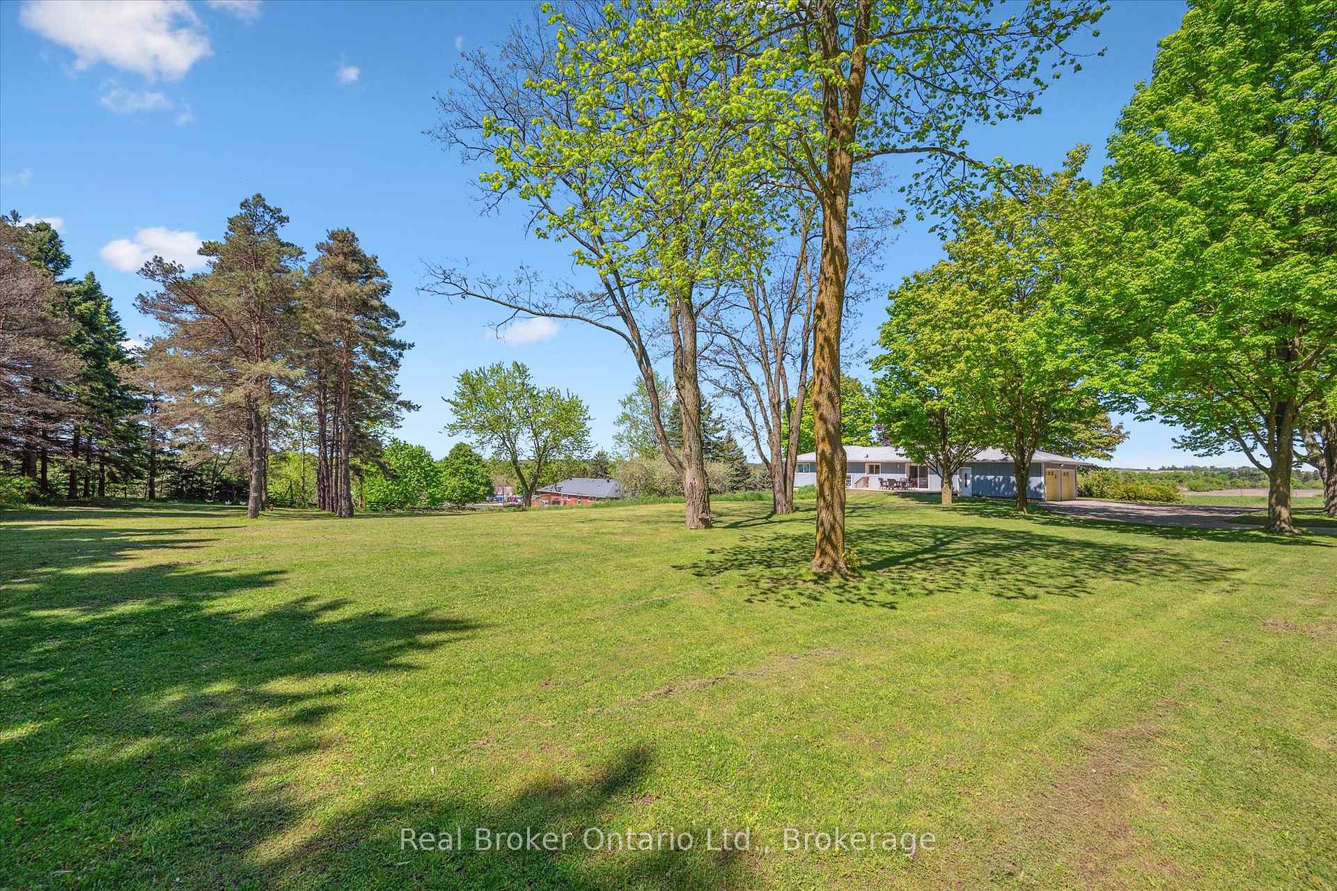 Photo 34 of 9435 Wellington Road 22, Erin, Rural Erin — HOMEH