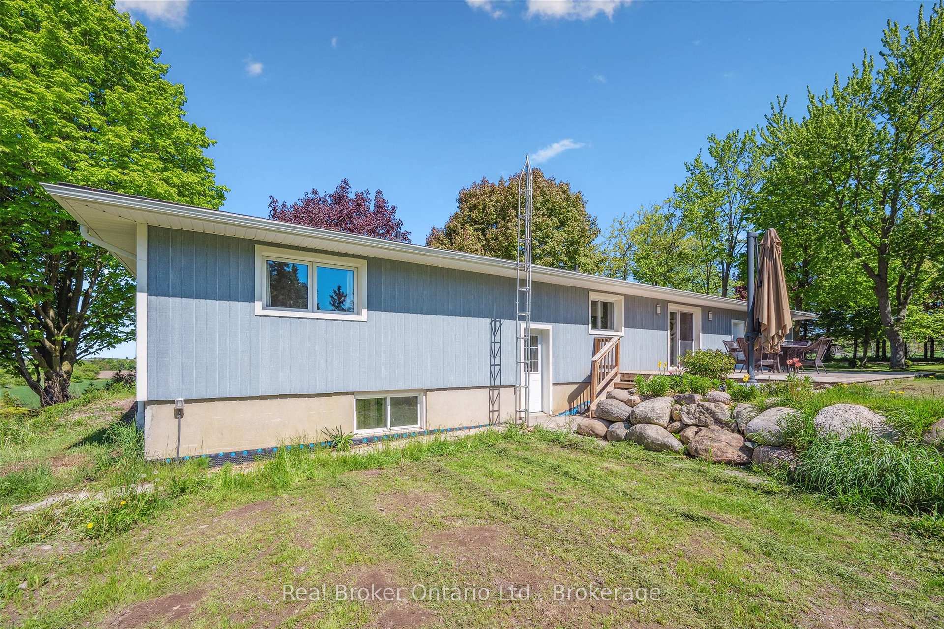 Photo 38 of 9435 Wellington Road 22, Erin, Rural Erin — HOMEH