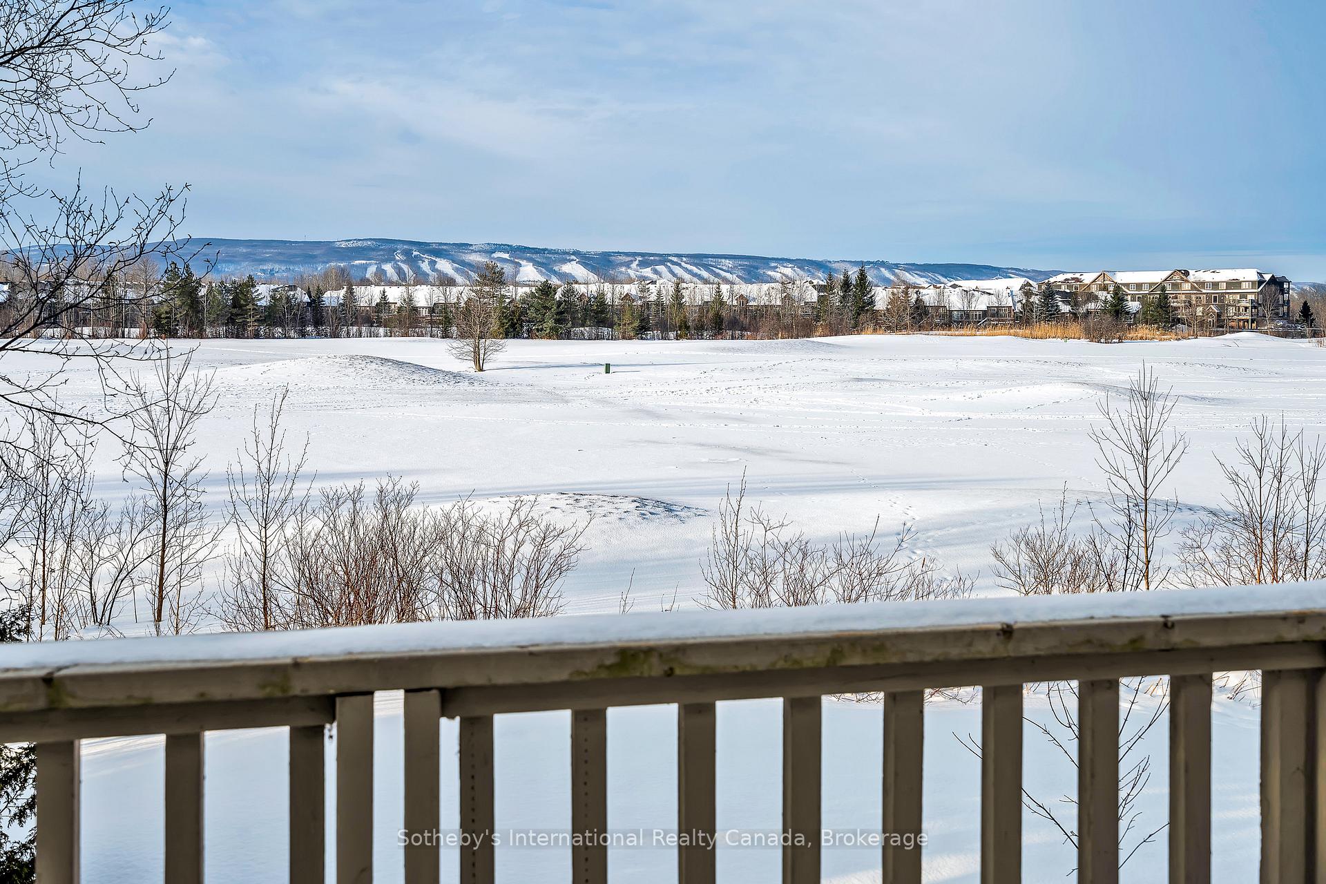 Photo 4 of 563 Oxbow Crescent, Collingwood — HOMEH