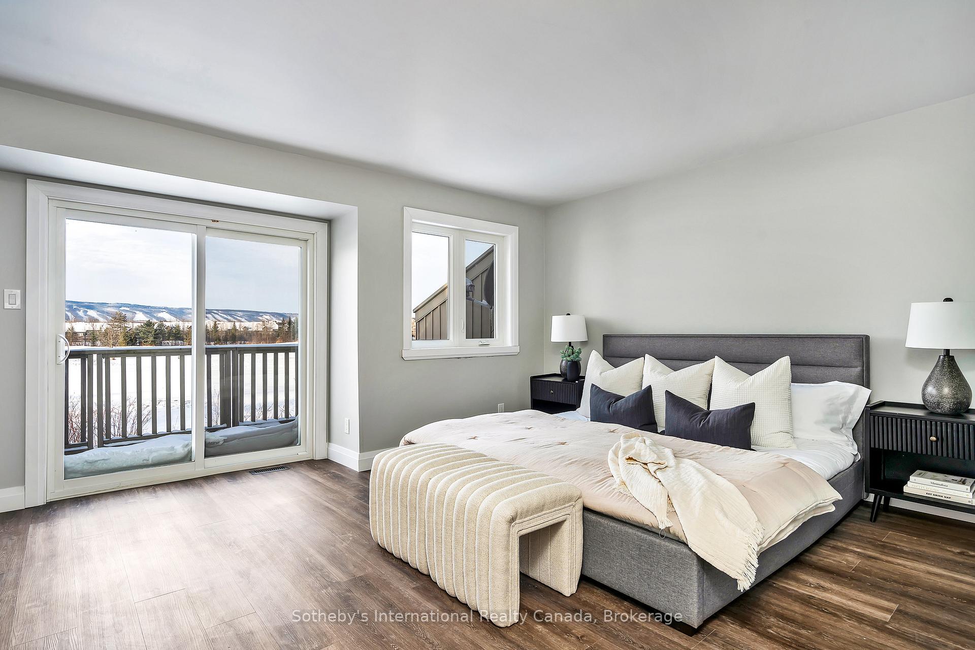 Photo 25 of 563 Oxbow Crescent, Collingwood — HOMEH