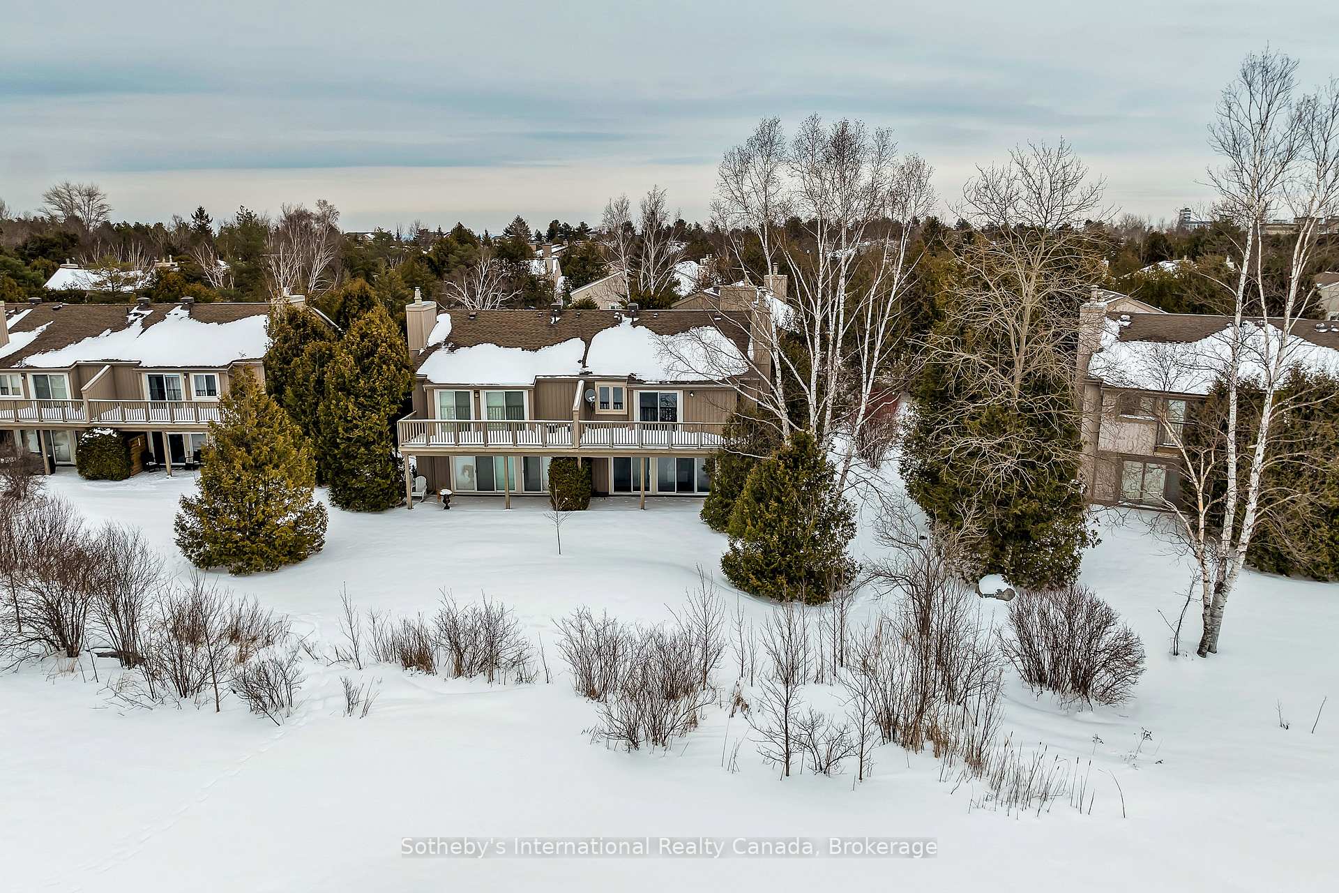 Photo 38 of 563 Oxbow Crescent, Collingwood — HOMEH