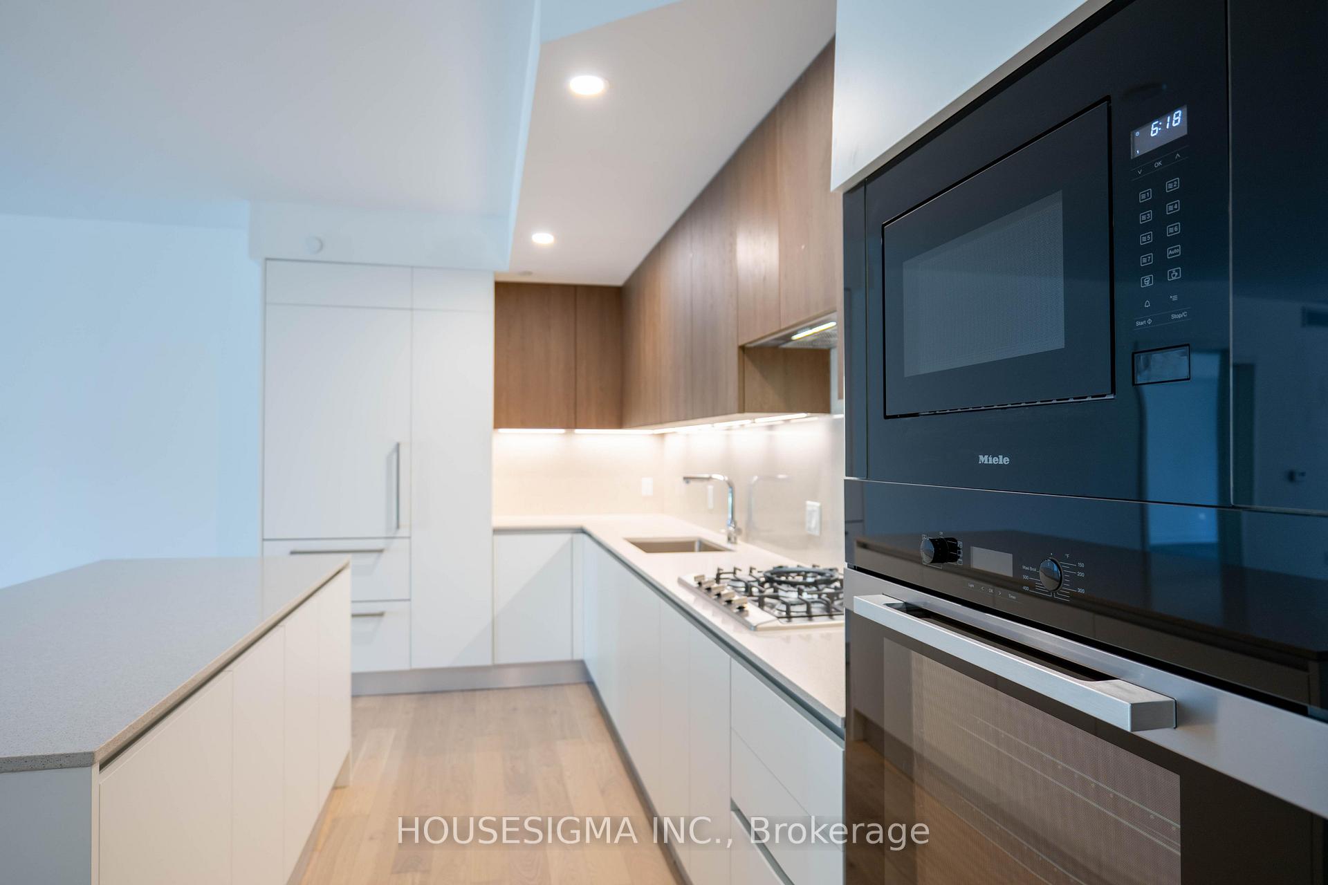 Photo 5 of Unit 210G, 200 Keewatin Avenue, Toronto, Mount Pleasant East — HOMEH