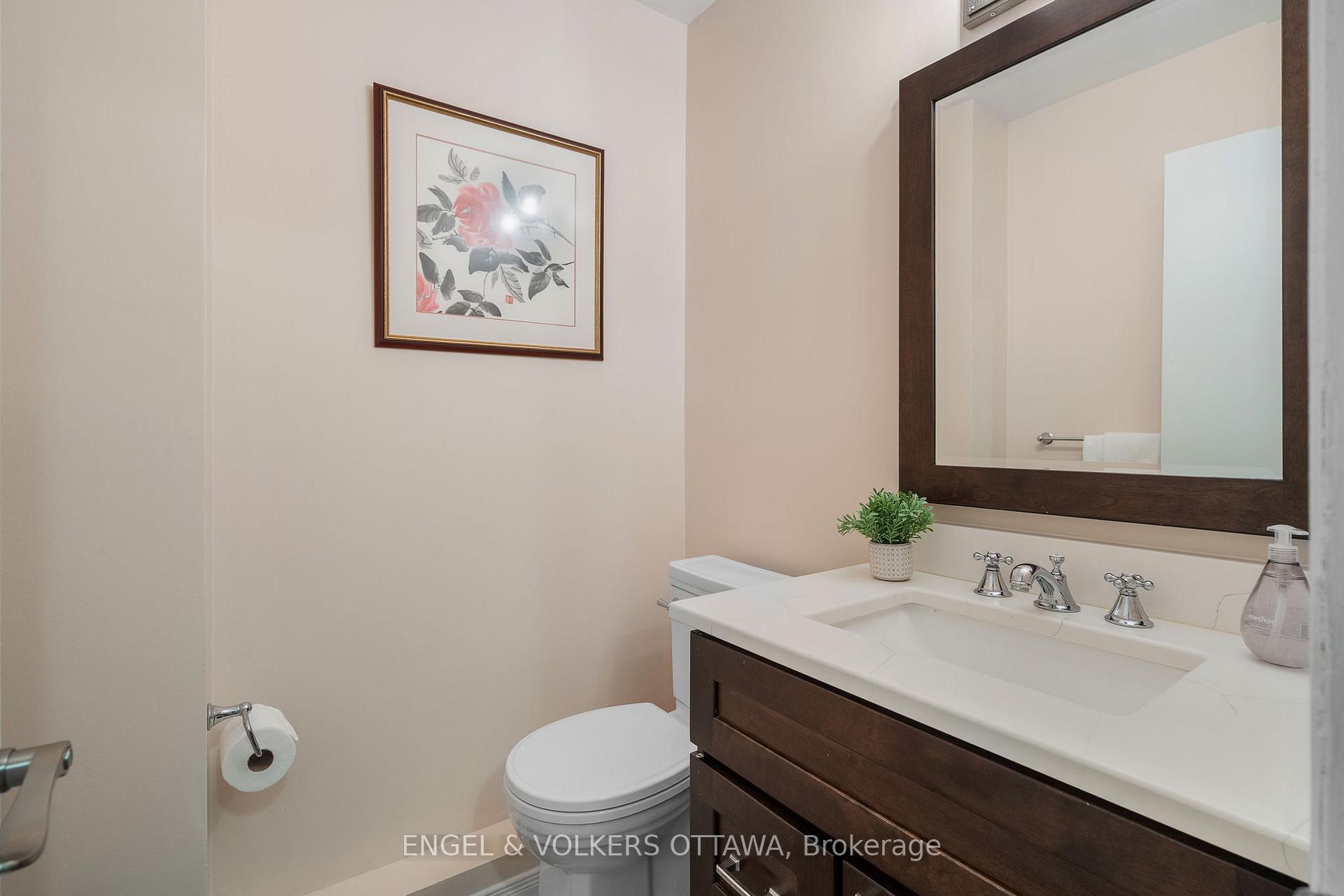 Photo 4 of Unit 6, 575 Old St Patrick Street, Ottawa, Lower Town — HOMEH