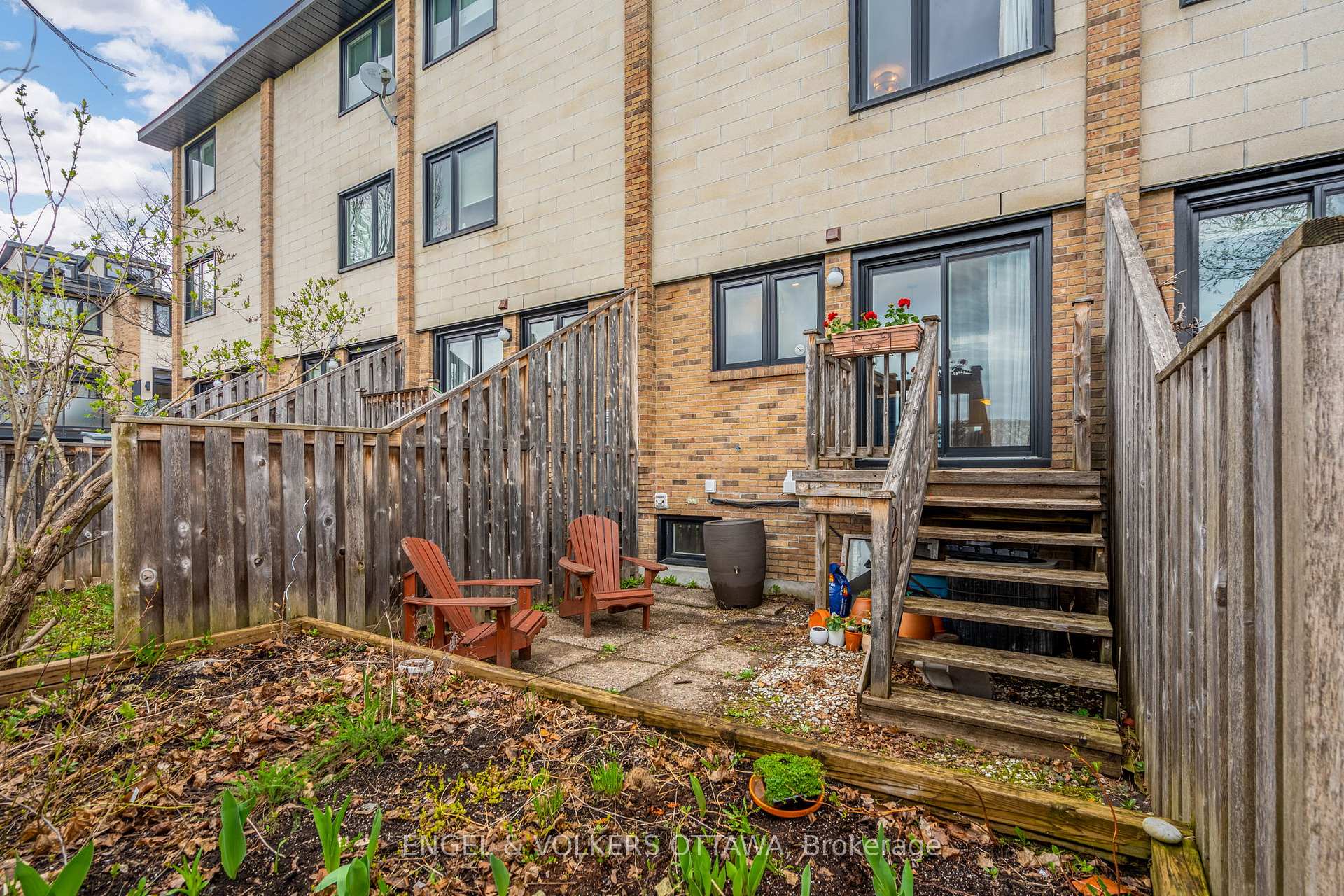 Photo 29 of Unit 6, 575 Old St Patrick Street, Ottawa, Lower Town — HOMEH