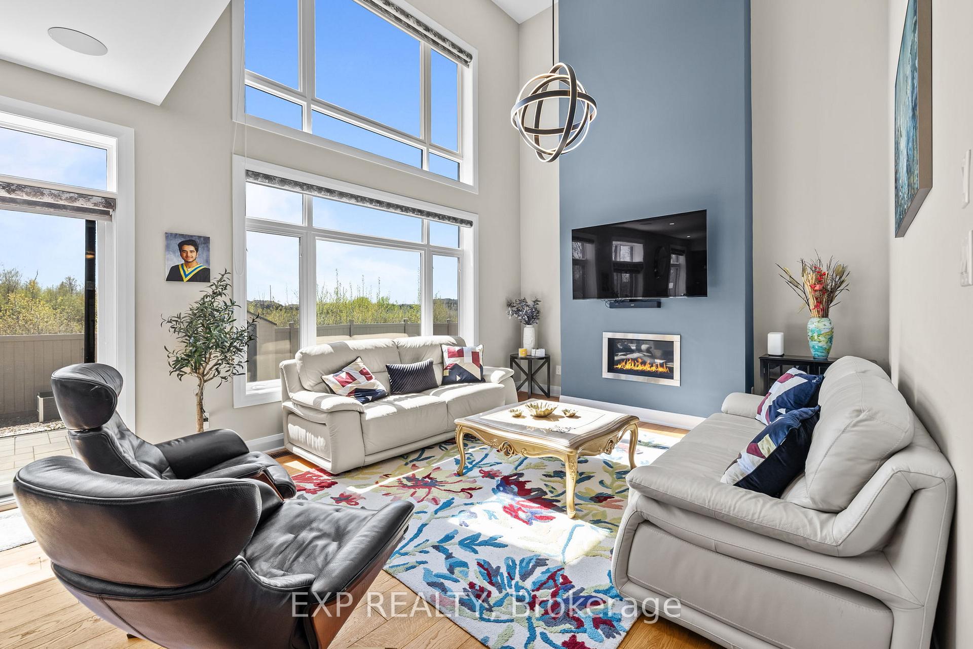 Photo 6 of 320 Serenade Crescent, Ottawa, Riverside South/Gloucester Glen — HOMEH