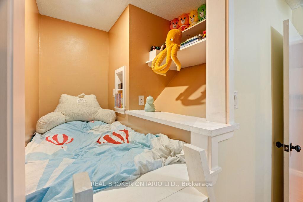 Photo 28 of Unit 3, 20 Kempster Avenue, Ottawa, Britannia — HOMEH