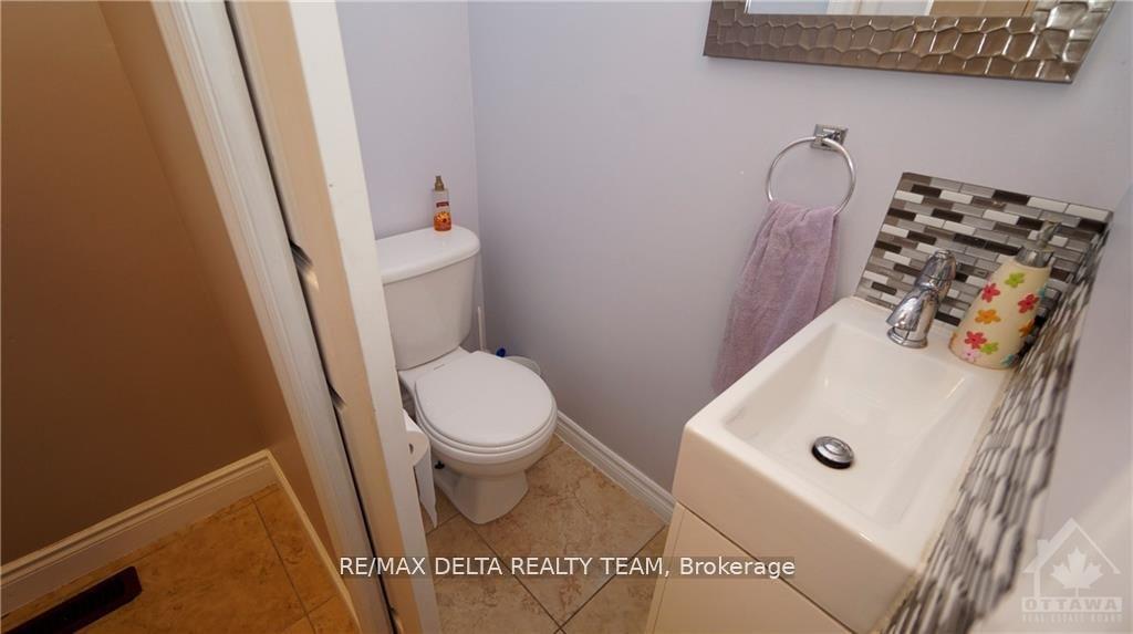 Photo 24 of 5 Stamford Private, Ottawa, Hunt Club Park/Greenboro — HOMEH
