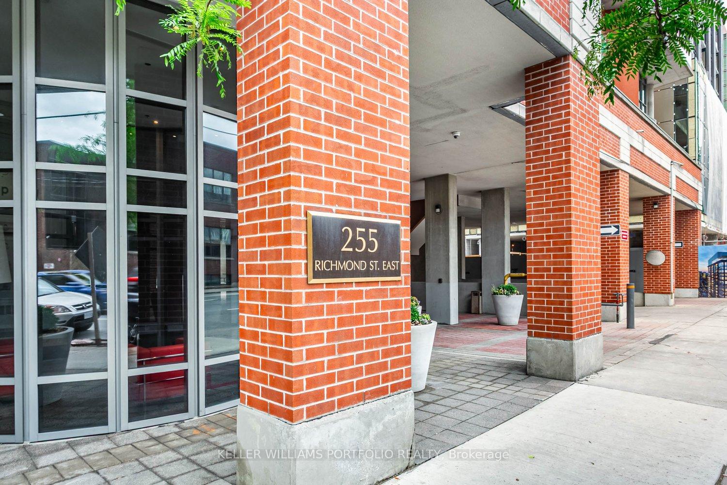 Front of Unit 1205, 255 Richmond Street E