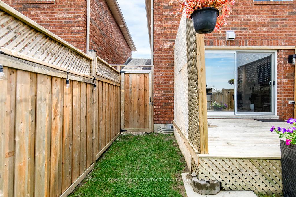 Photo 35 of 53 Goodwin Drive, Barrie, Painswick South — HOMEH