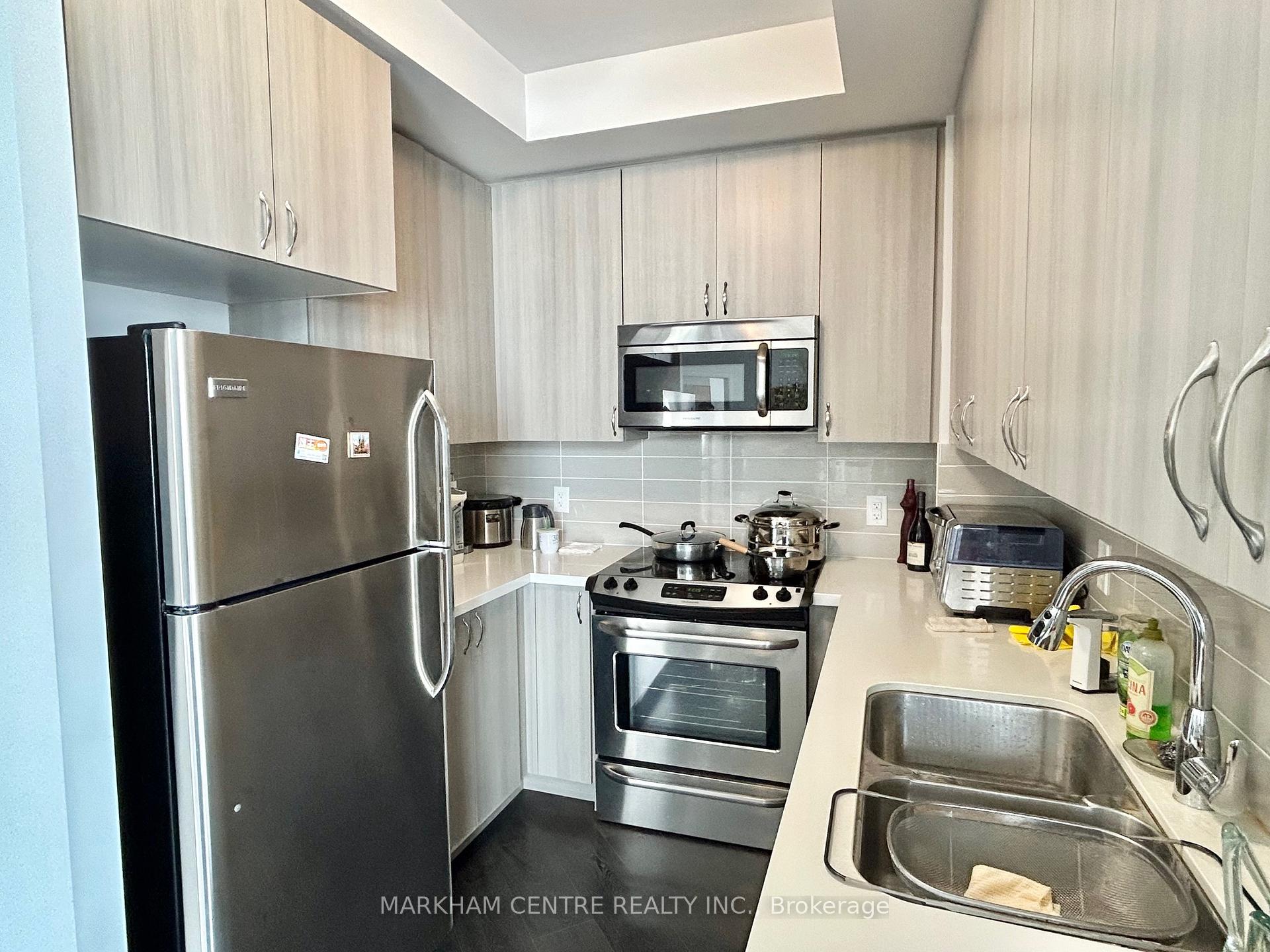 Photo 11 of Unit 715, 540 Bur Oak Avenue, Markham, Berczy — HOMEH