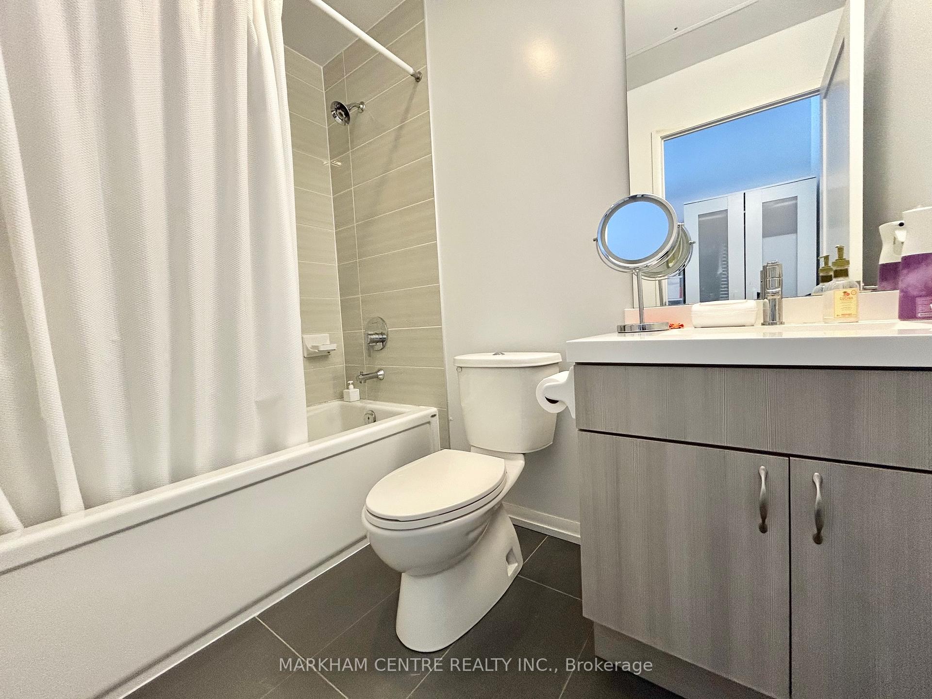 Photo 14 of Unit 715, 540 Bur Oak Avenue, Markham, Berczy — HOMEH
