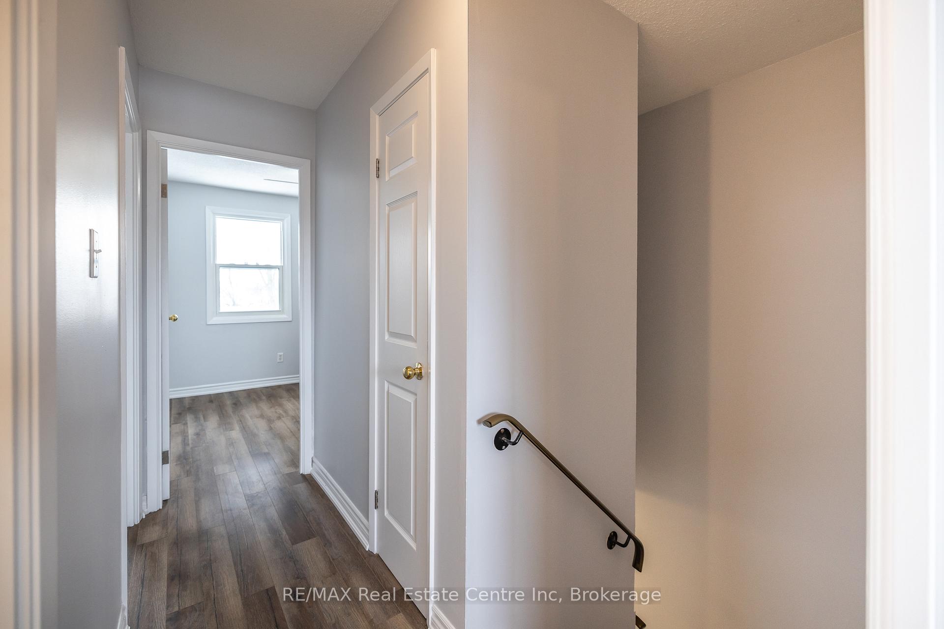 Photo 20 of Unit 207, 31 Greengate Road, Guelph, Junction/Onward Willow — HOMEH