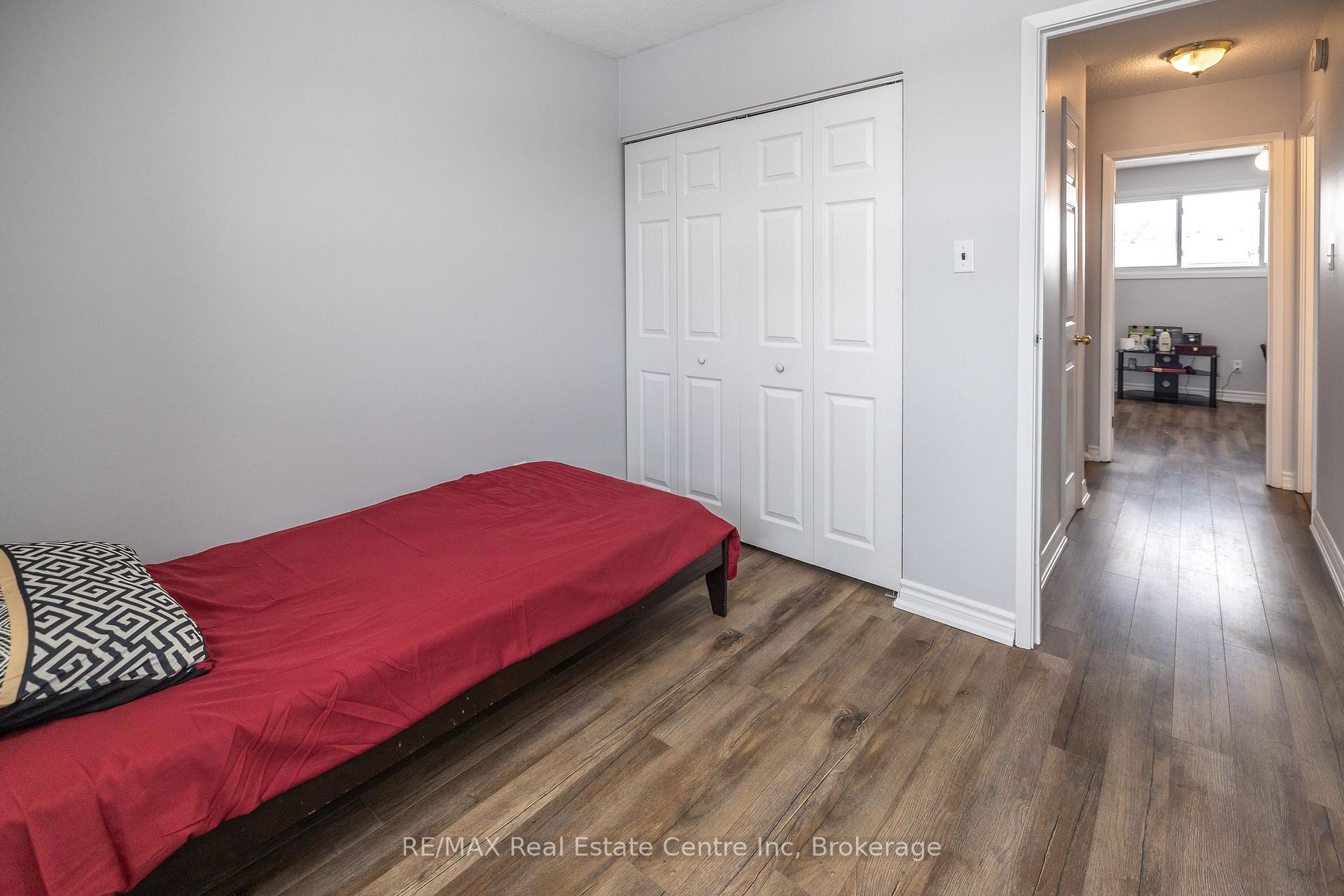 Photo 30 of Unit 207, 31 Greengate Road, Guelph, Junction/Onward Willow — HOMEH