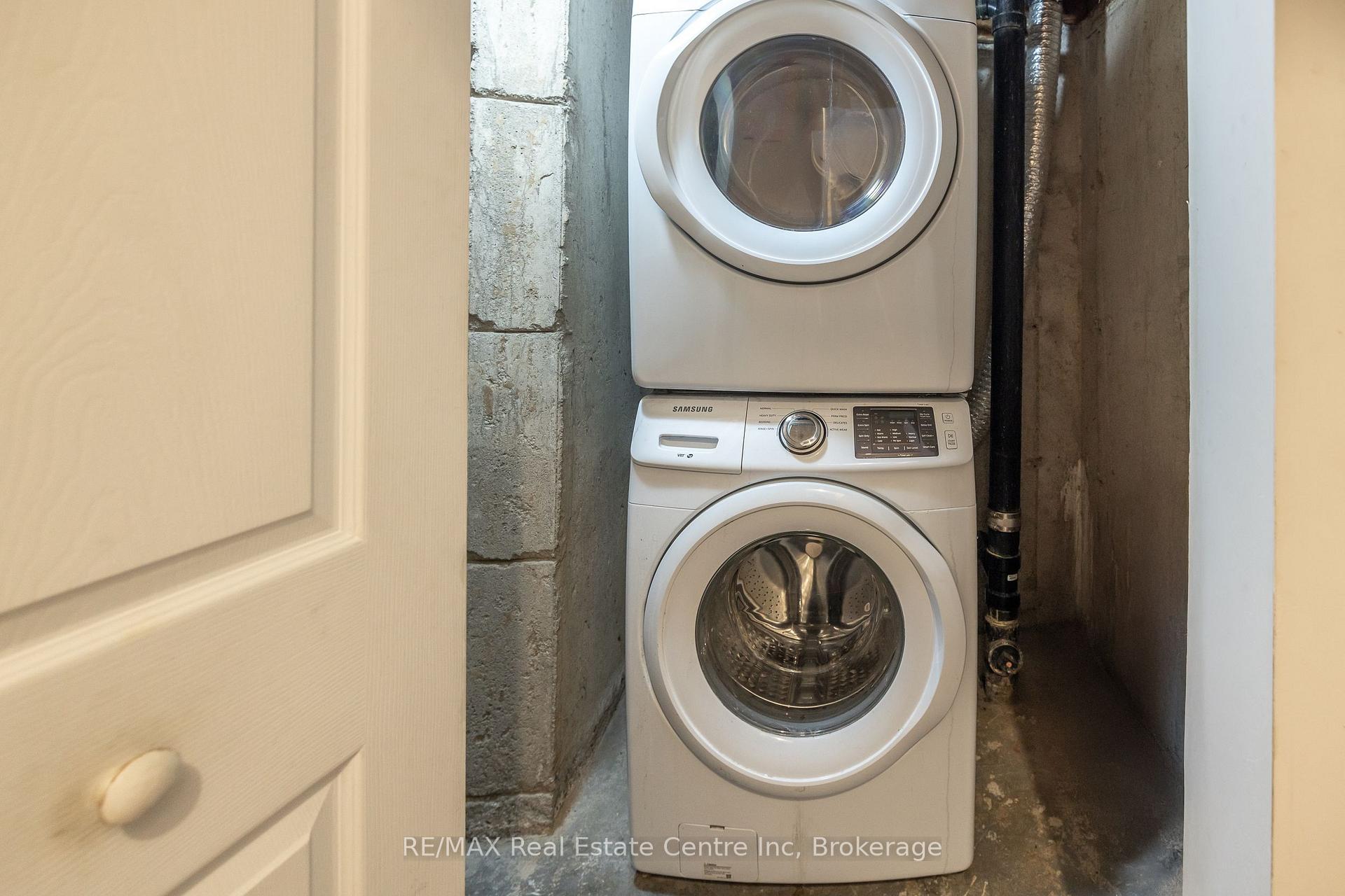 Photo 37 of Unit 207, 31 Greengate Road, Guelph, Junction/Onward Willow — HOMEH