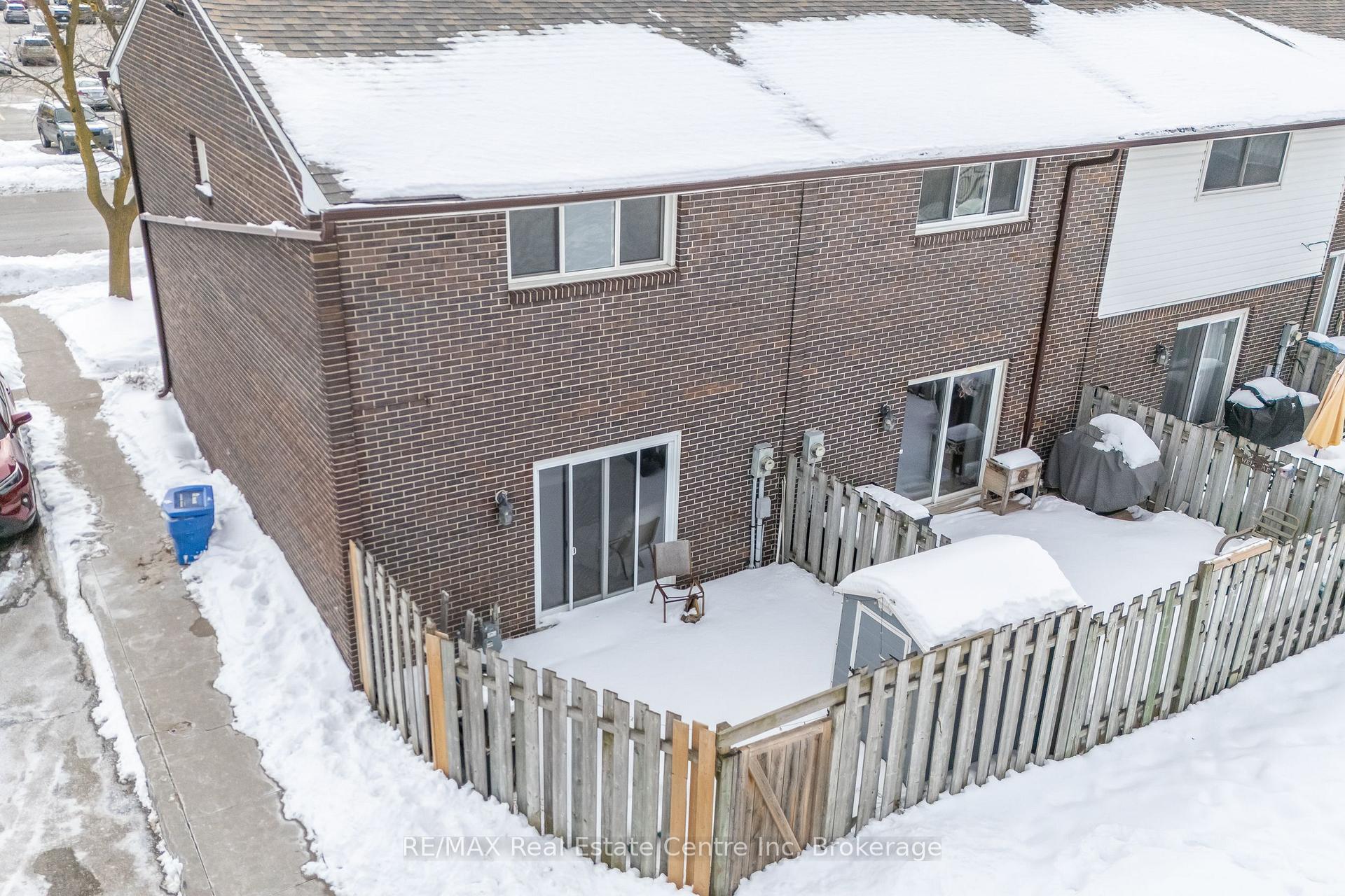 Photo 42 of Unit 207, 31 Greengate Road, Guelph, Junction/Onward Willow — HOMEH
