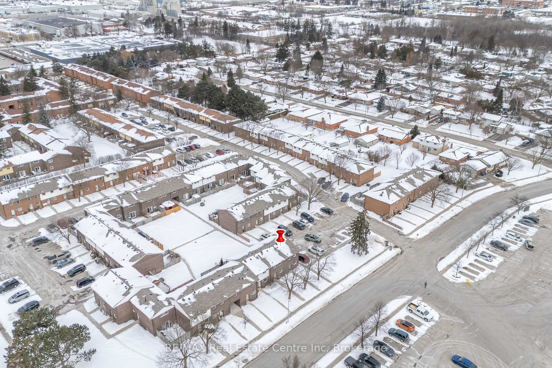 Photo 44 of Unit 207, 31 Greengate Road, Guelph, Junction/Onward Willow — HOMEH