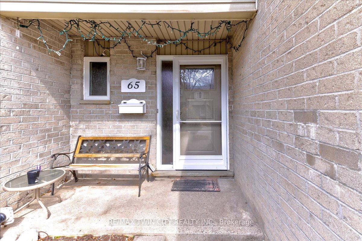 Photo 6 of Unit 65, 20 Paulander Drive, Kitchener — HOMEH