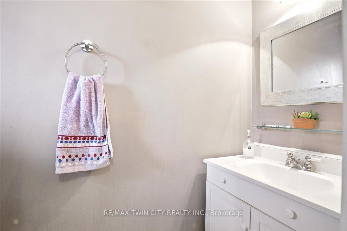 Photo 9 of Unit 65, 20 Paulander Drive, Kitchener — HOMEH