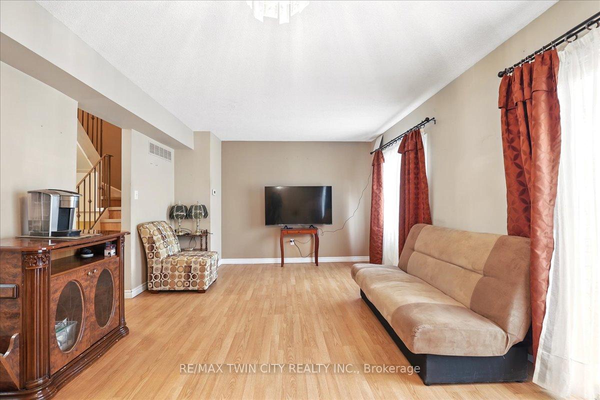 Photo 17 of Unit 65, 20 Paulander Drive, Kitchener — HOMEH