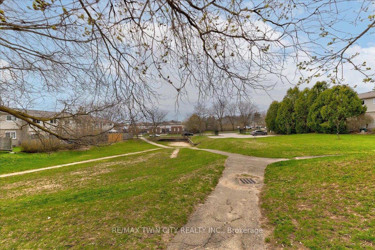 Photo 35 of Unit 65, 20 Paulander Drive, Kitchener — HOMEH