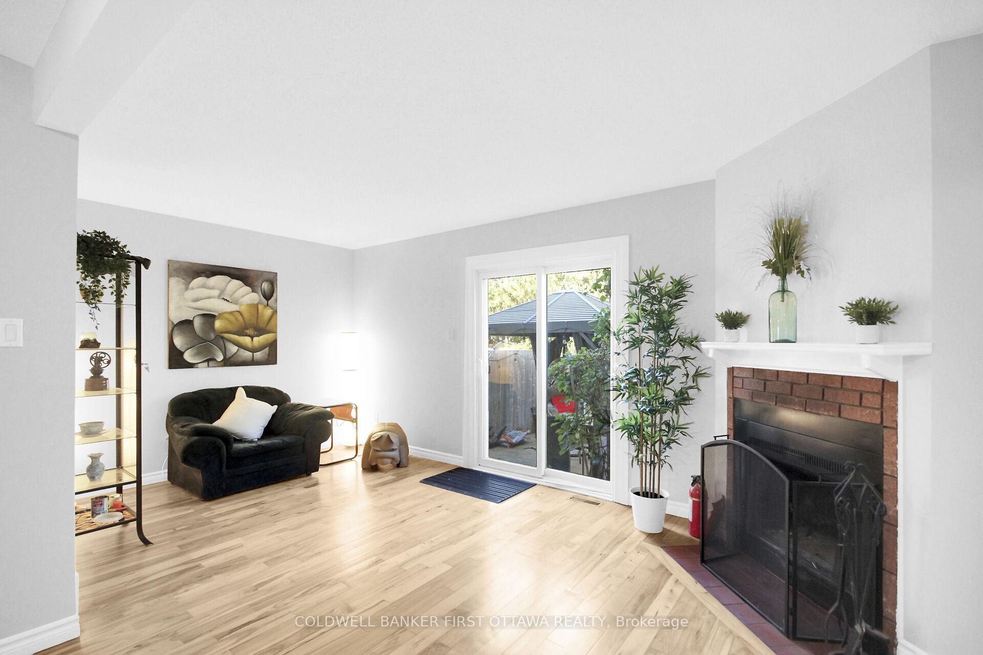 Photo 10 of Unit 28, 1466 Foxwell Street N, Ottawa, Pineview — HOMEH