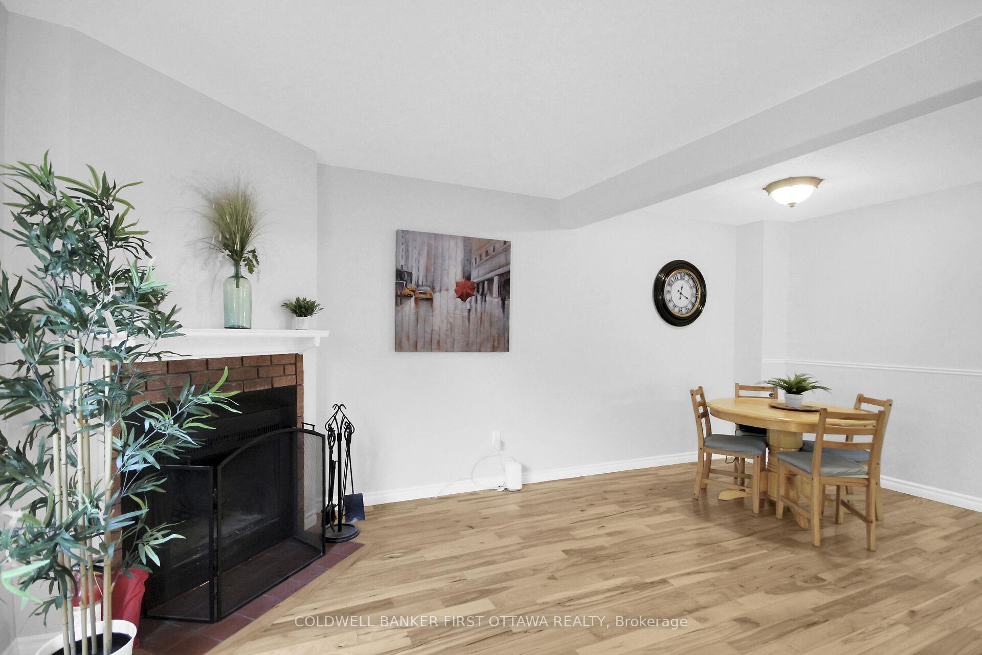 Photo 11 of Unit 28, 1466 Foxwell Street N, Ottawa, Pineview — HOMEH
