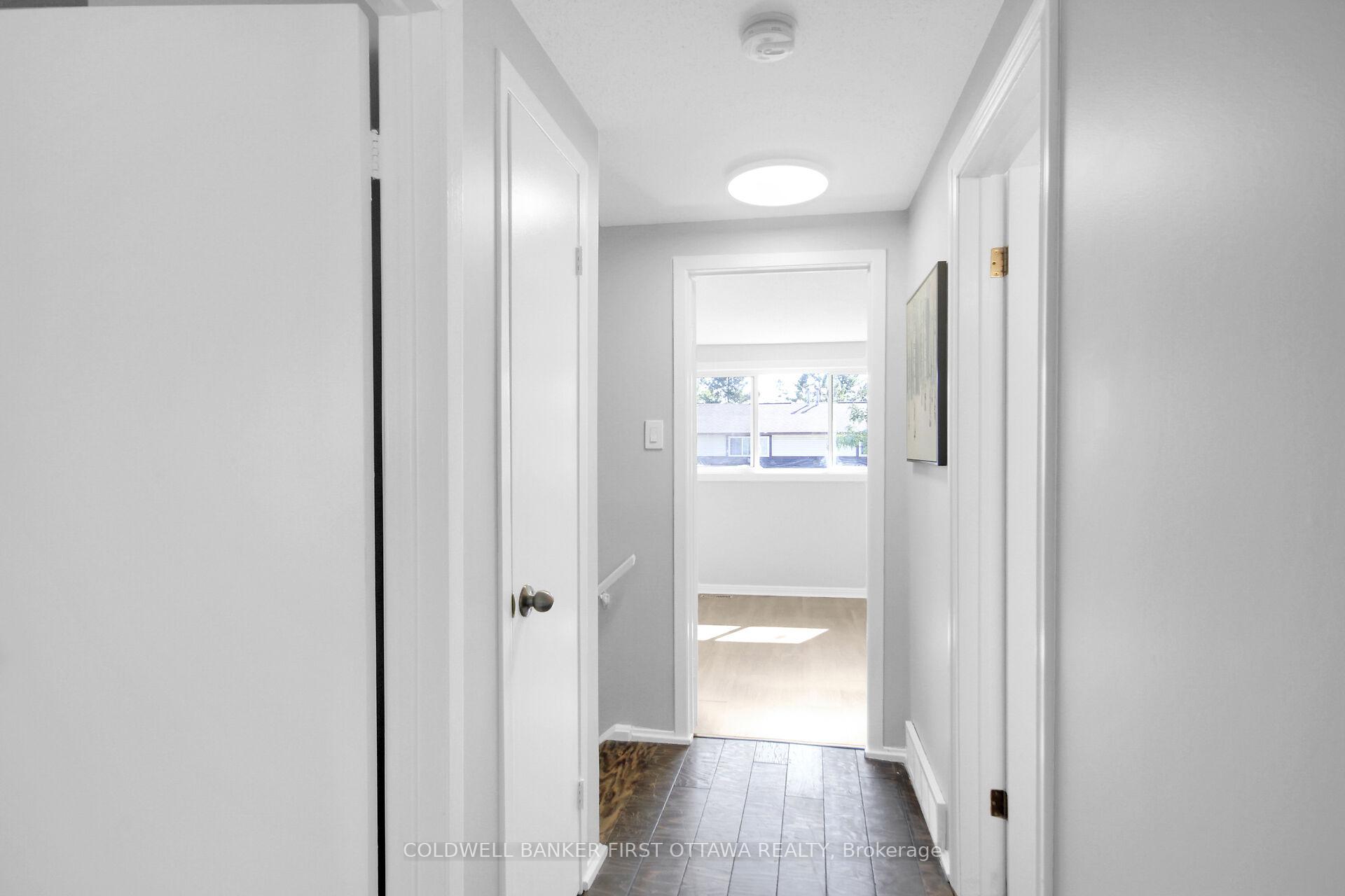 Photo 15 of Unit 28, 1466 Foxwell Street N, Ottawa, Pineview — HOMEH