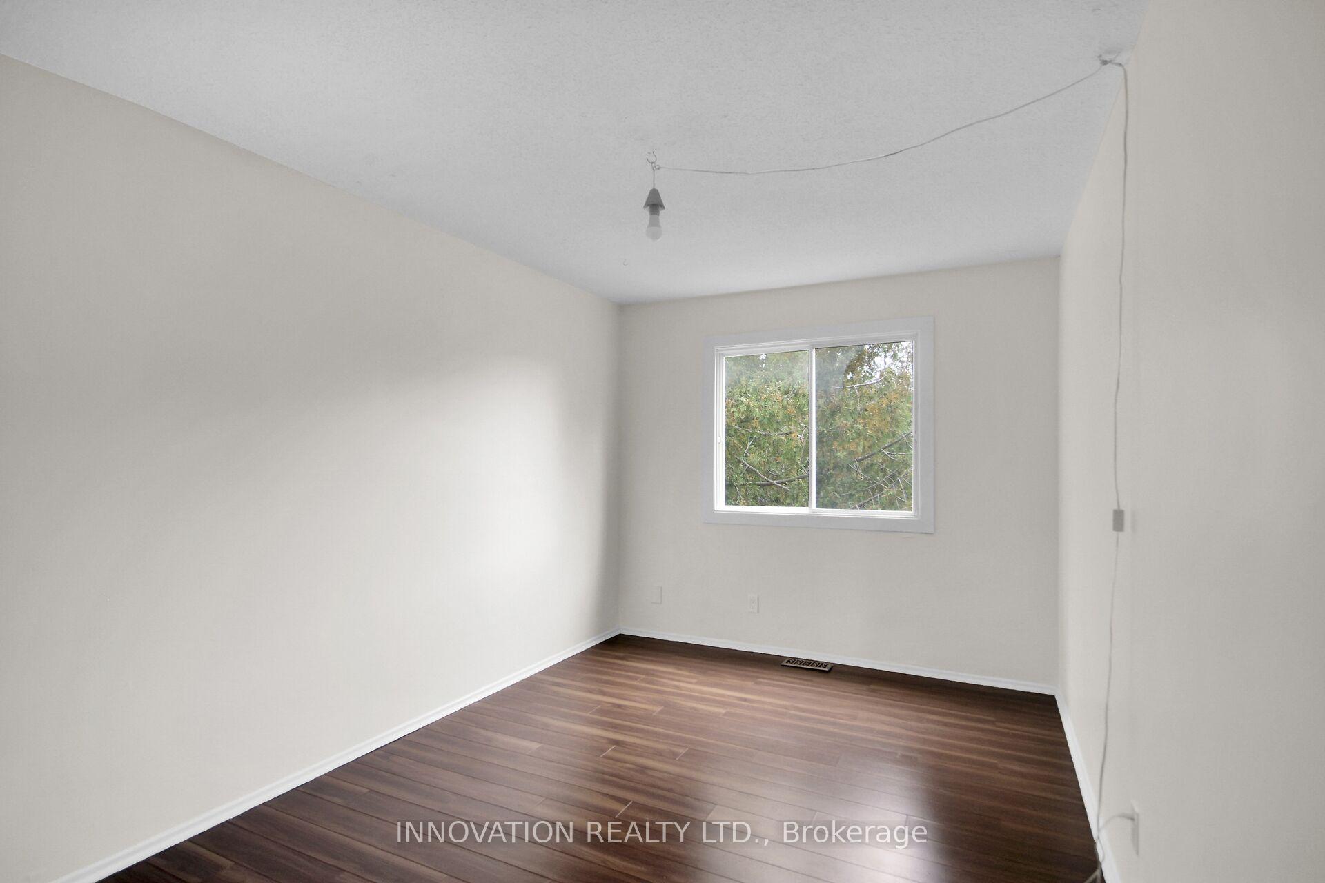 Photo 7 of 26 Corley Private, Ottawa, Heron Gate/Industrial Park — HOMEH