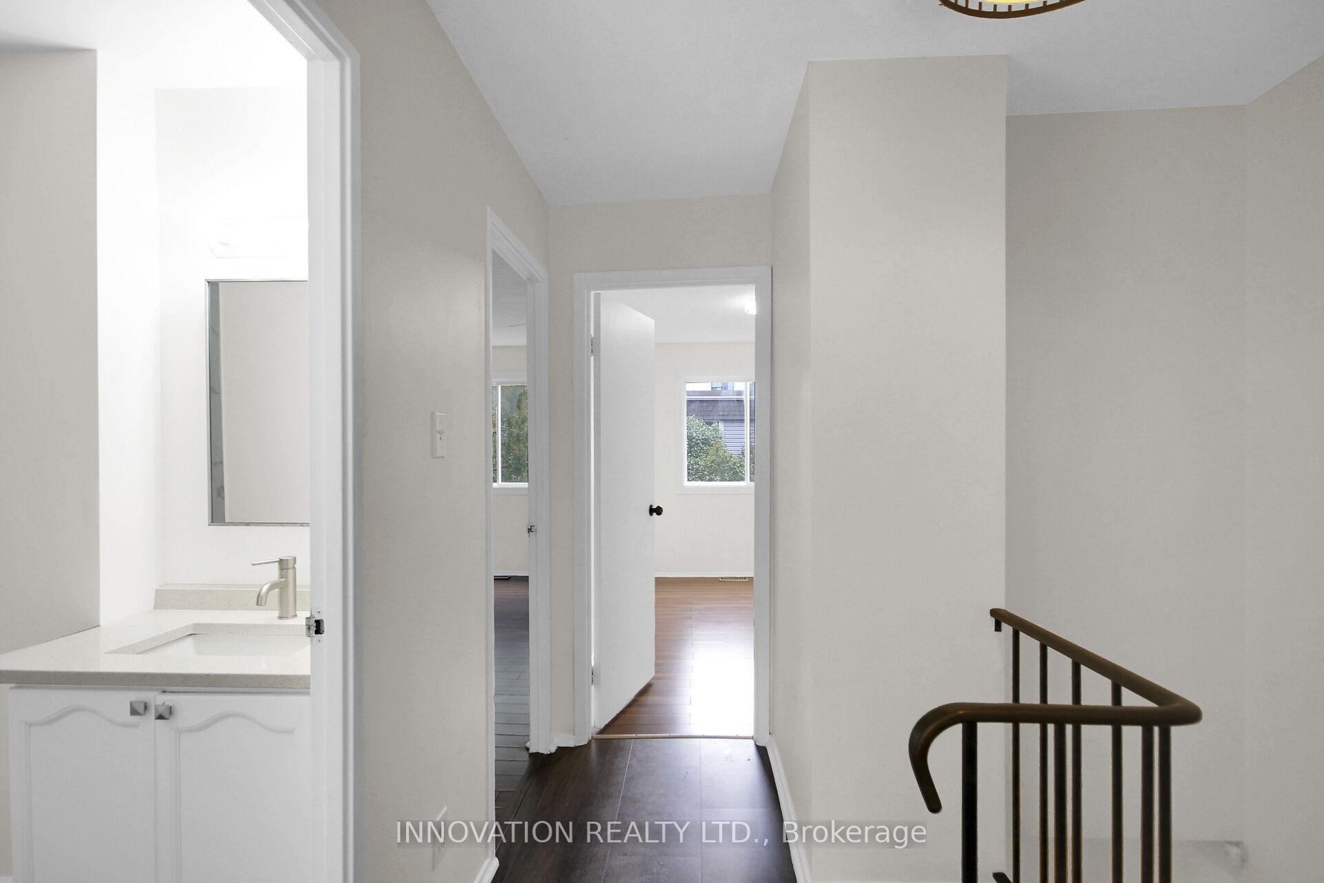 Photo 23 of 26 Corley Private, Ottawa, Heron Gate/Industrial Park — HOMEH