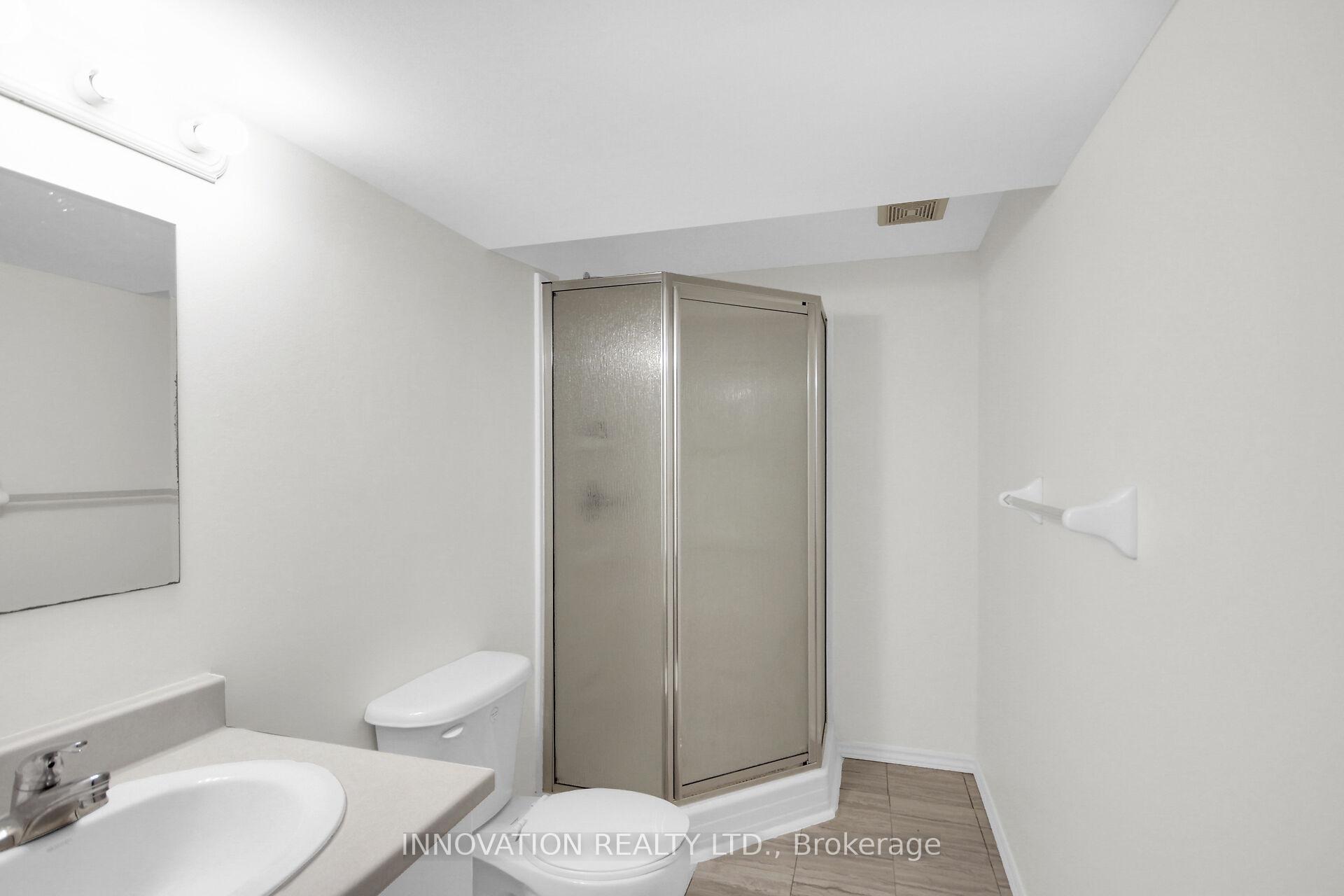 Photo 31 of 26 Corley Private, Ottawa, Heron Gate/Industrial Park — HOMEH