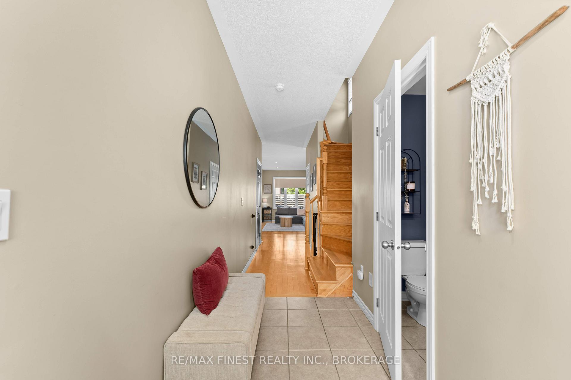 Photo 6 of 908 Ascot Lane, Kingston, Rideau — HOMEH
