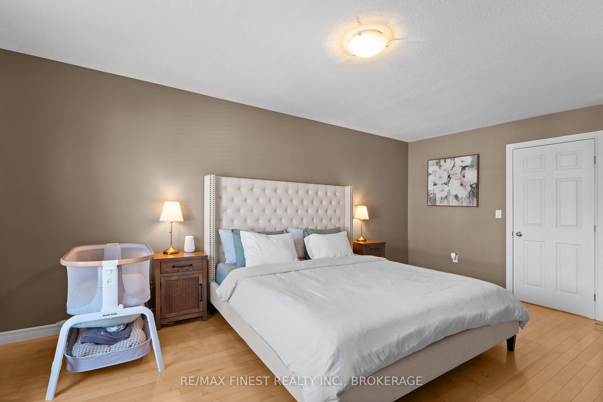 Photo 19 of 908 Ascot Lane, Kingston, Rideau — HOMEH