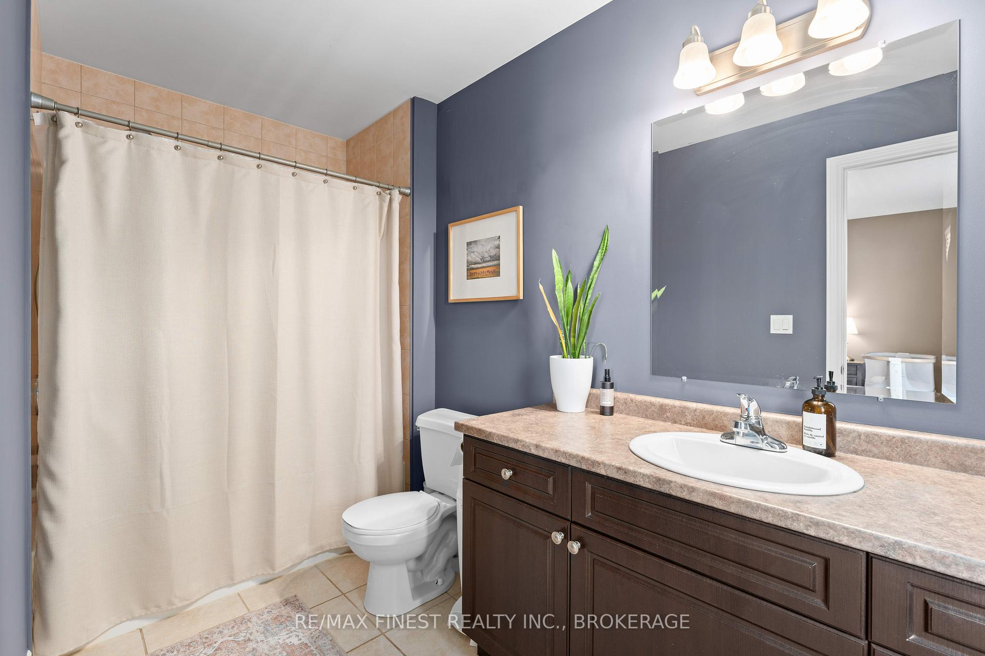 Photo 23 of 908 Ascot Lane, Kingston, Rideau — HOMEH