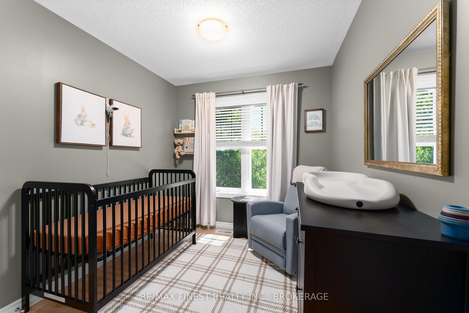 Photo 25 of 908 Ascot Lane, Kingston, Rideau — HOMEH