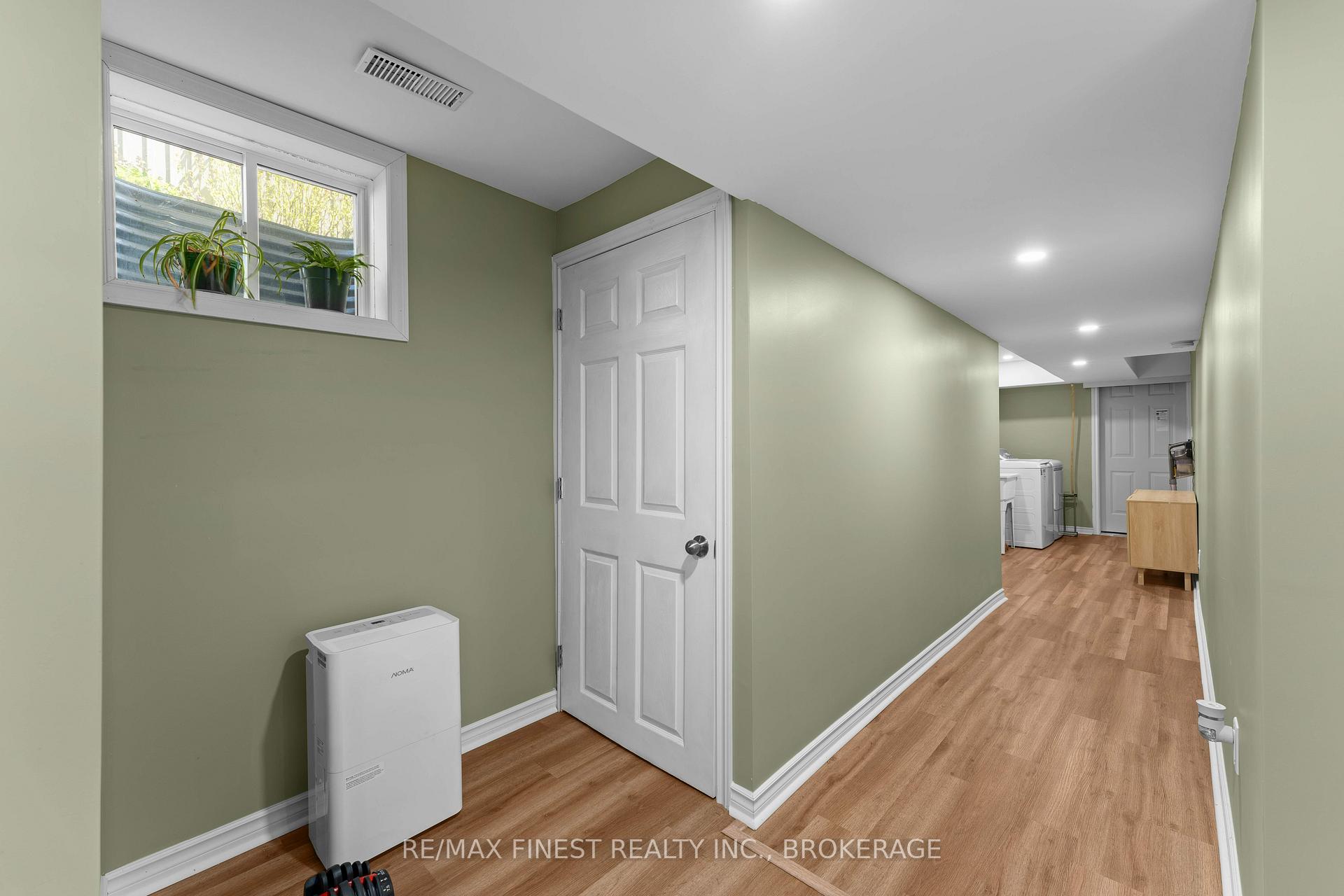 Photo 36 of 908 Ascot Lane, Kingston, Rideau — HOMEH