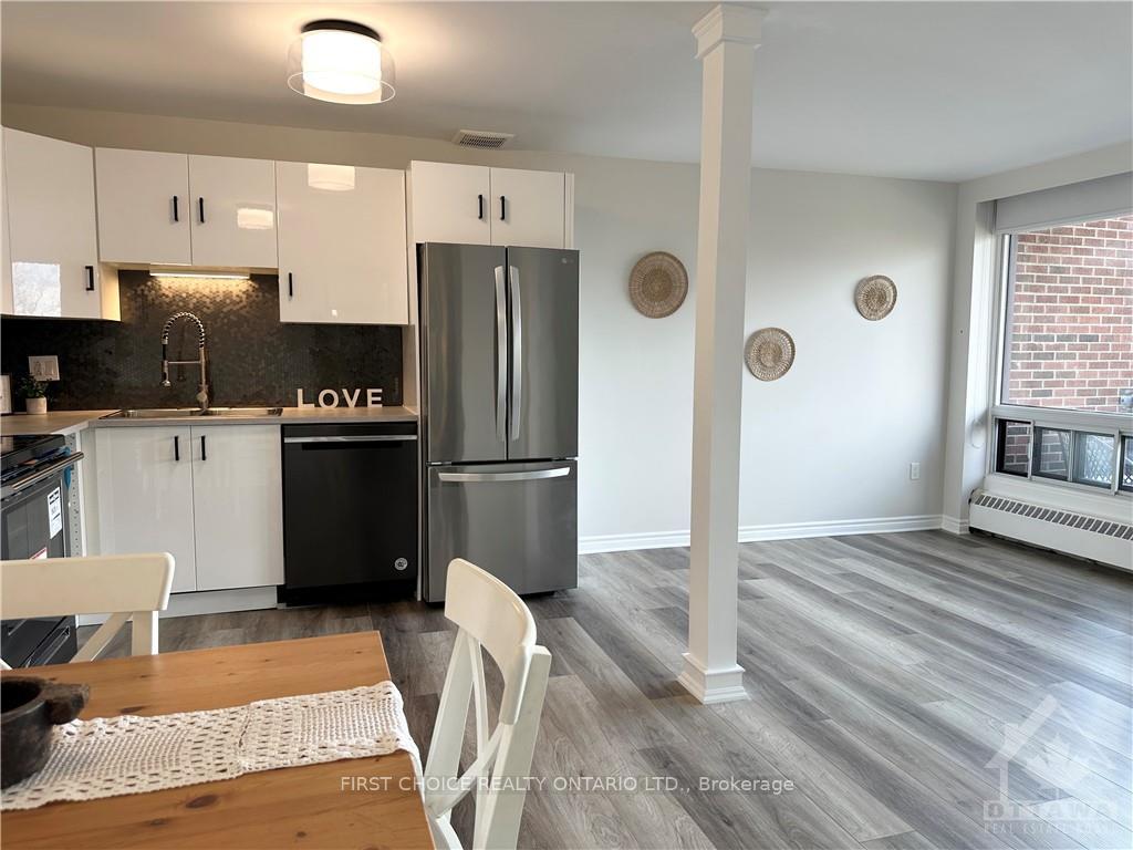 Photo 5 of Unit 316, 20 Chesterton Drive, Ottawa, Borden Farm/Stewart Farm/Carleton Heights/Parkwood Hills — HOMEH