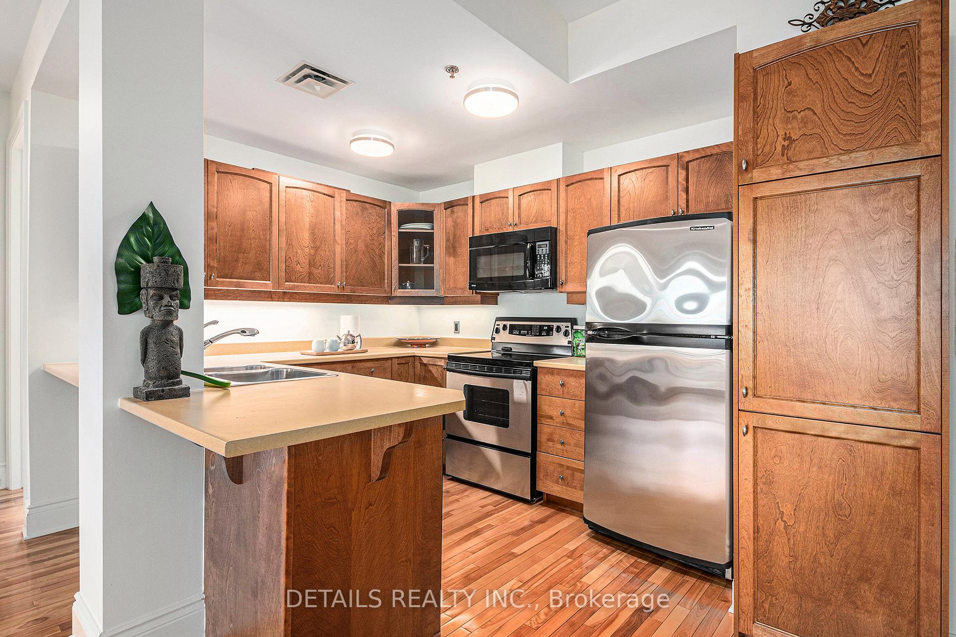 Photo 4 of Unit 201, 400 Mcleod Street, Ottawa, Ottawa Centre — HOMEH
