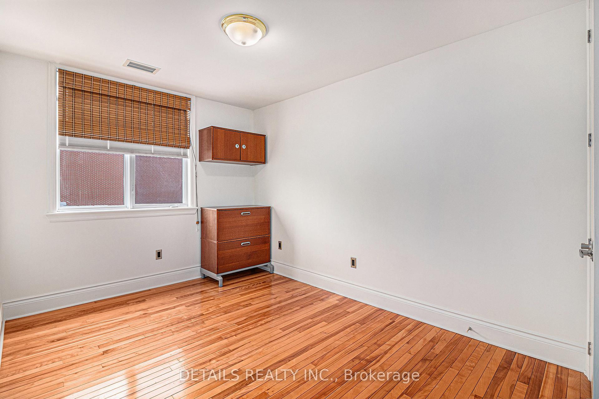 Photo 7 of Unit 201, 400 Mcleod Street, Ottawa, Ottawa Centre — HOMEH