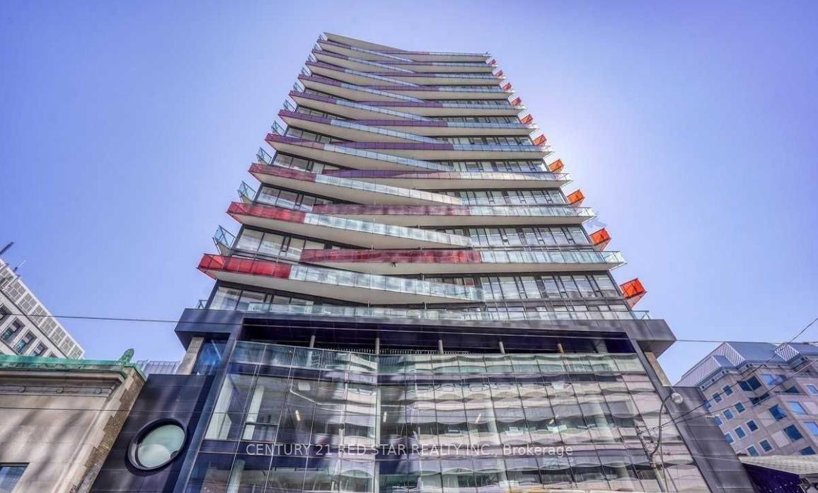 Front of Unit 703, 215 Queen Street W