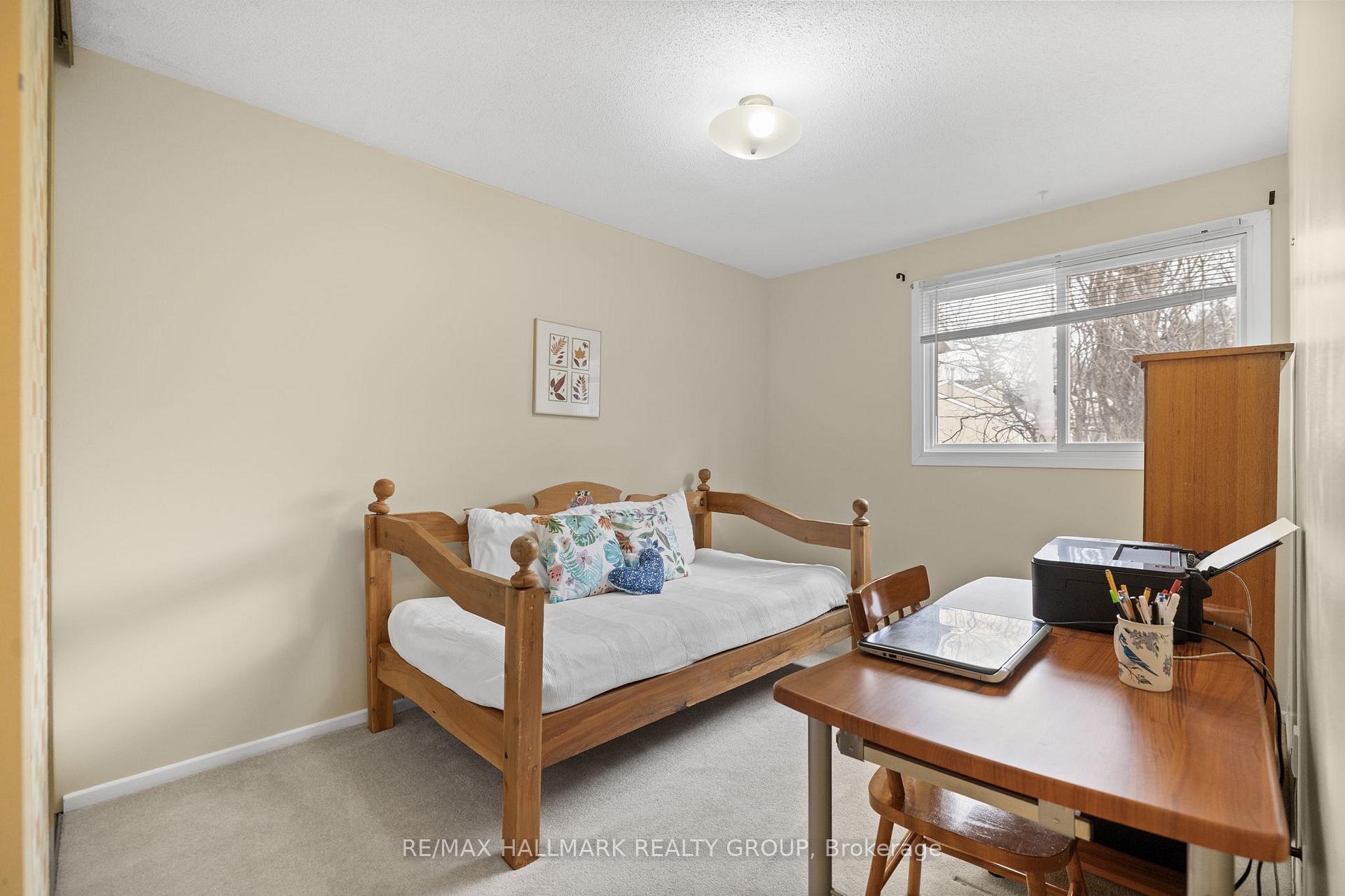 Photo 35 of 1302 Lassiter Terrace, Ottawa, Beaconwood — HOMEH