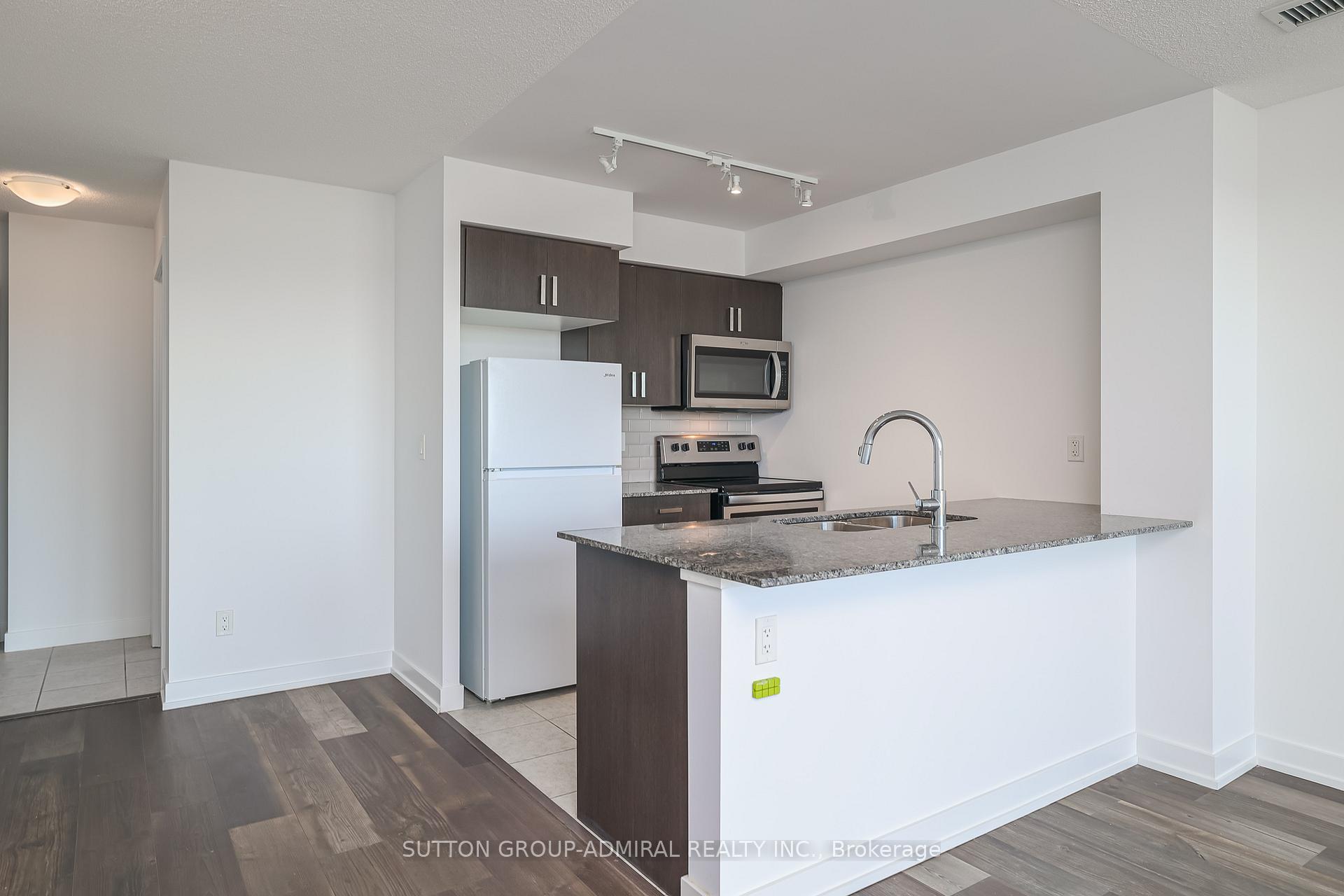 Photo 6 of Unit 809, 8 Trent Avenue, Toronto, East End-Danforth — HOMEH