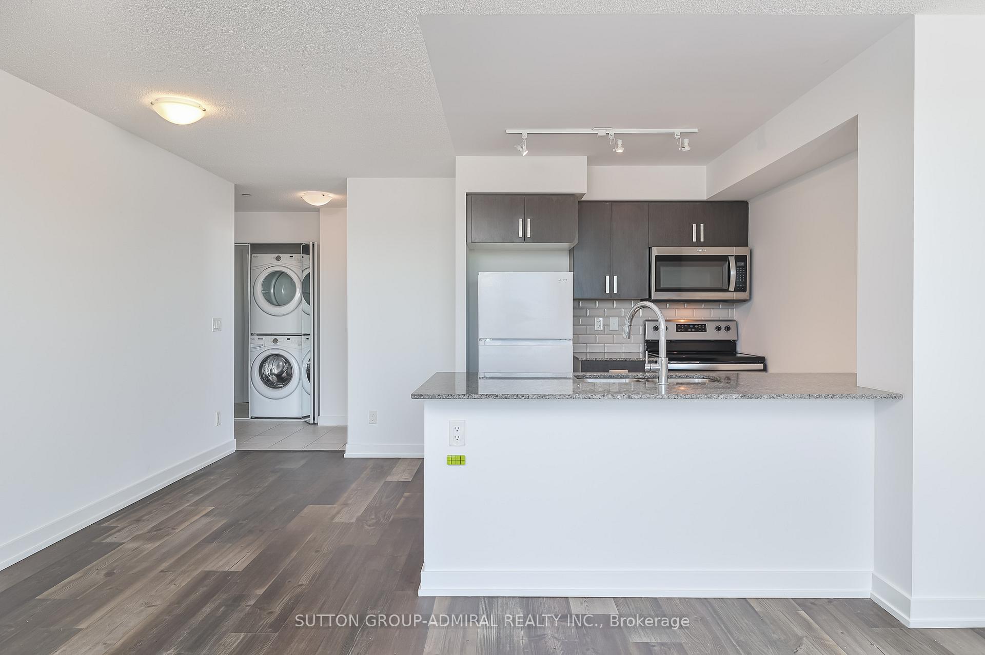 Photo 7 of Unit 809, 8 Trent Avenue, Toronto, East End-Danforth — HOMEH