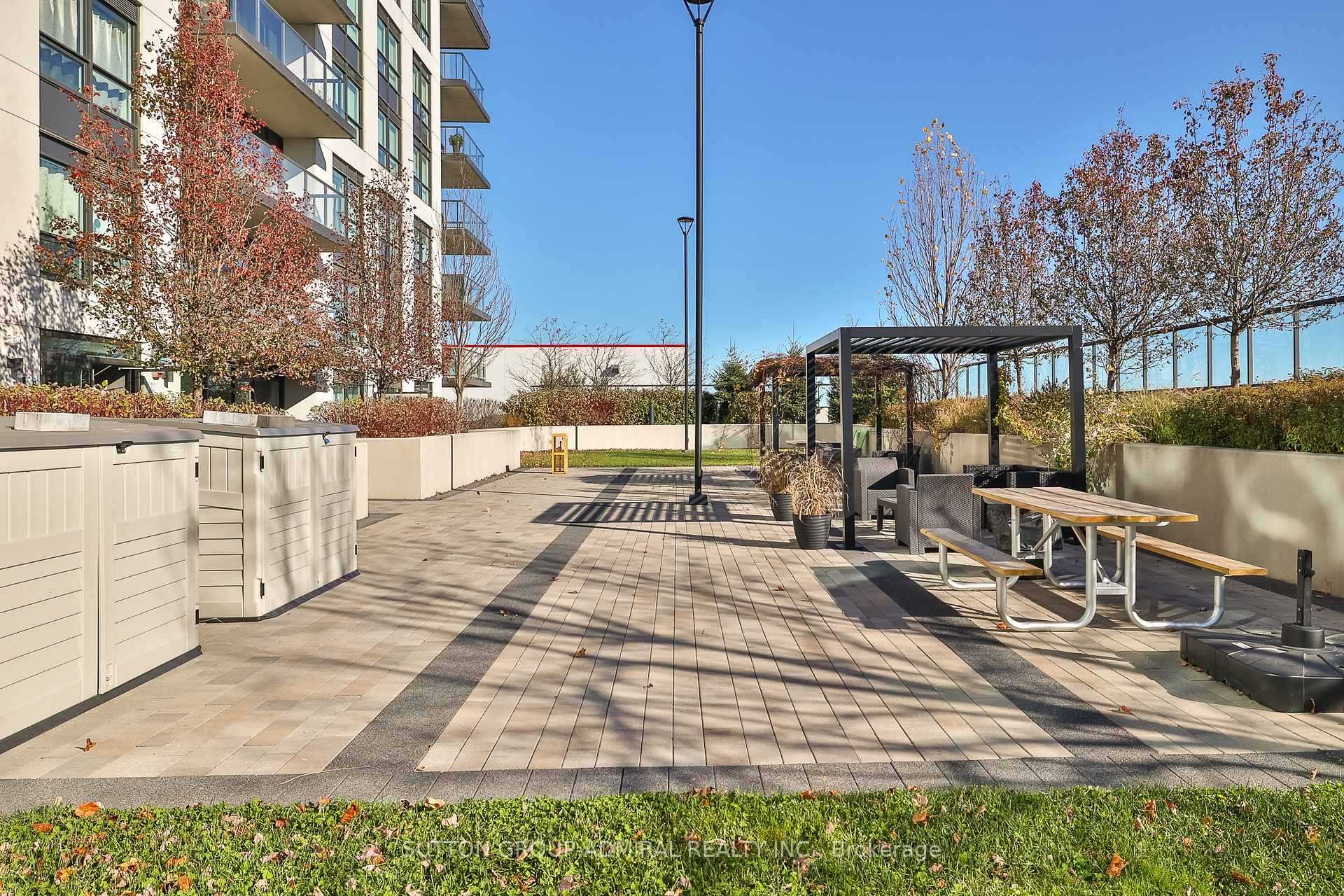 Photo 35 of Unit 809, 8 Trent Avenue, Toronto, East End-Danforth — HOMEH