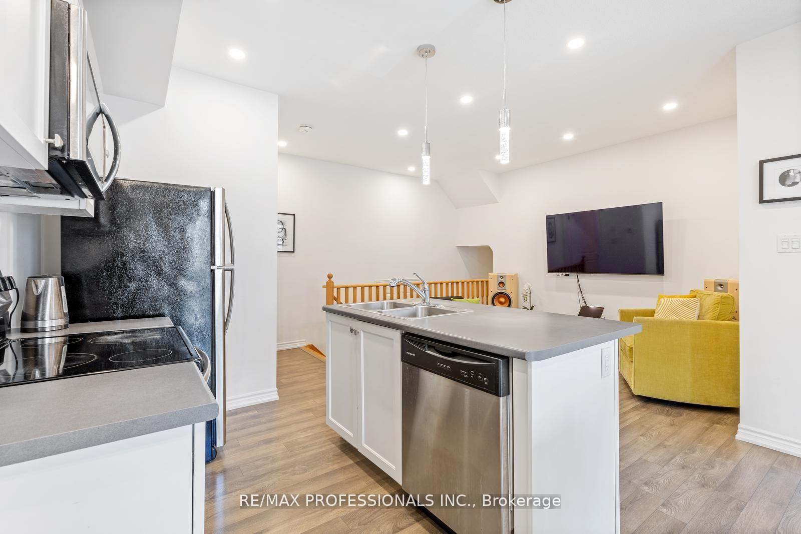 Photo 7 of Unit 57, 1767 Rex Heath Drive, Pickering, Duffin Heights — HOMEH