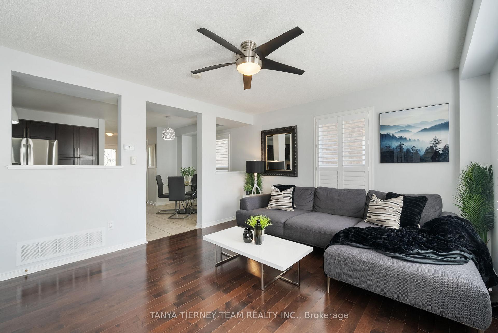 Photo 15 of Unit 24, 460 Woodmount Drive E, Oshawa, Samac — HOMEH
