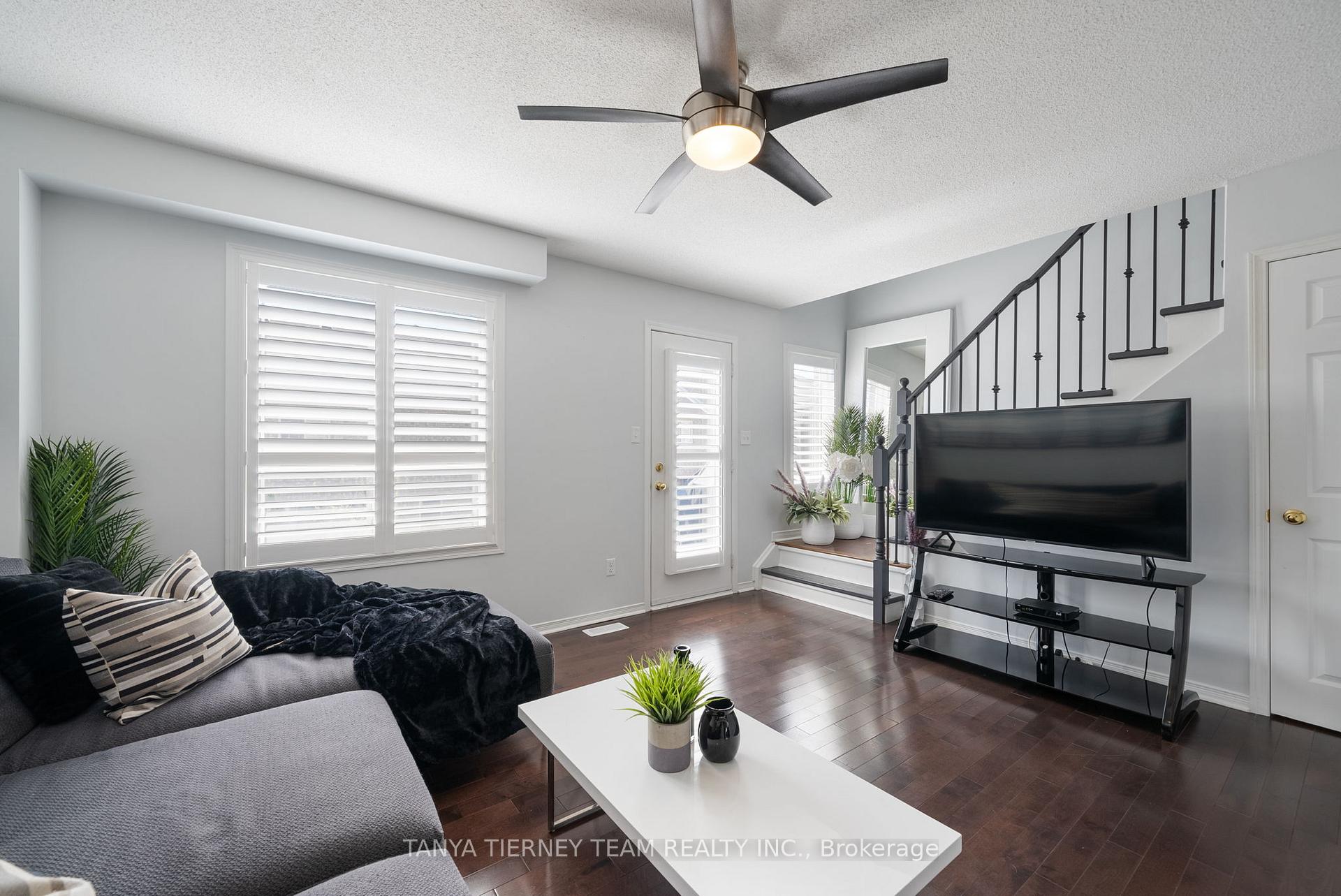 Photo 17 of Unit 24, 460 Woodmount Drive E, Oshawa, Samac — HOMEH