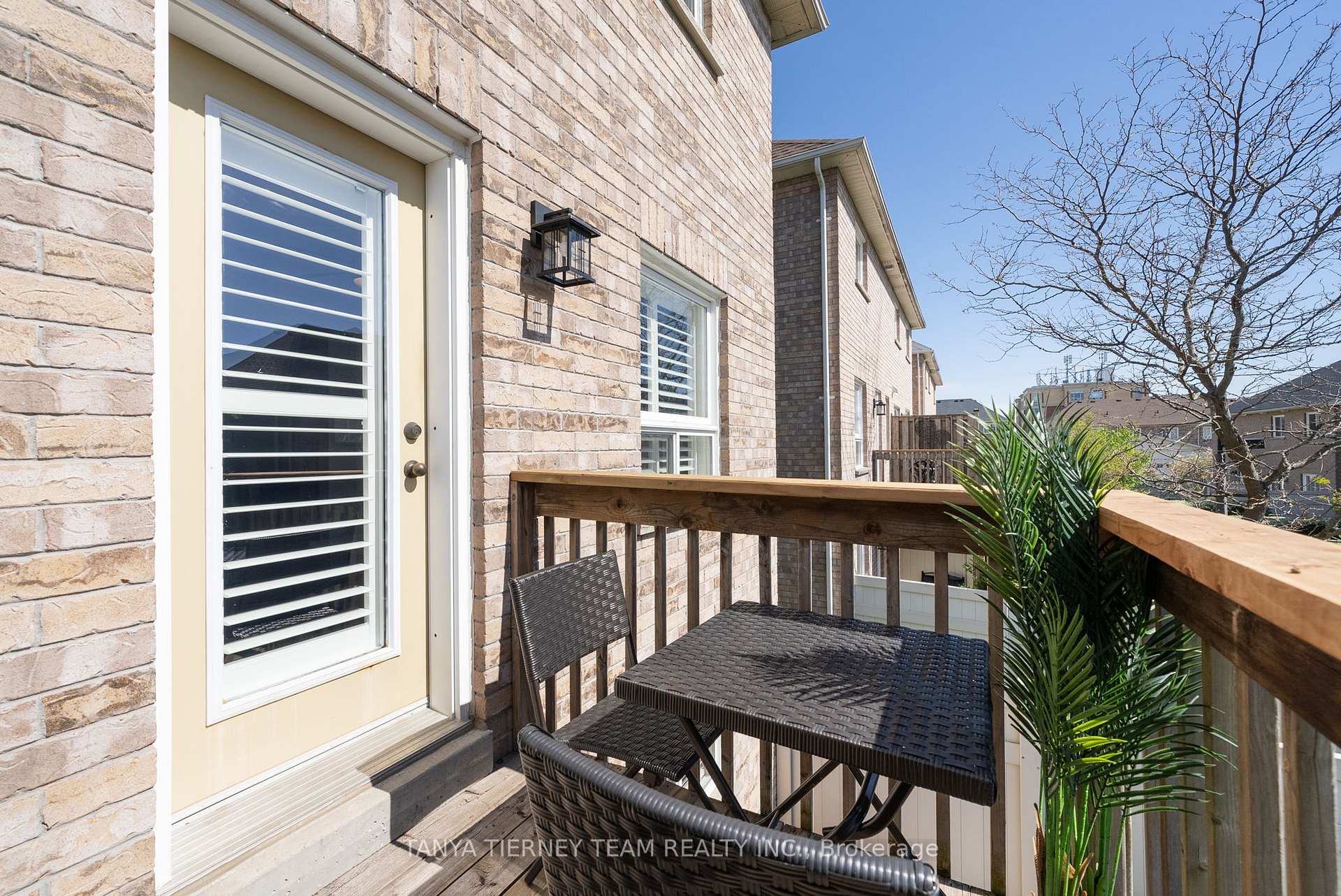Photo 18 of Unit 24, 460 Woodmount Drive E, Oshawa, Samac — HOMEH